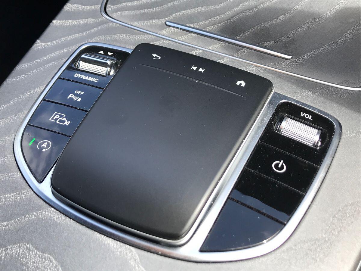 Mercedes-Benz E-Class view 17