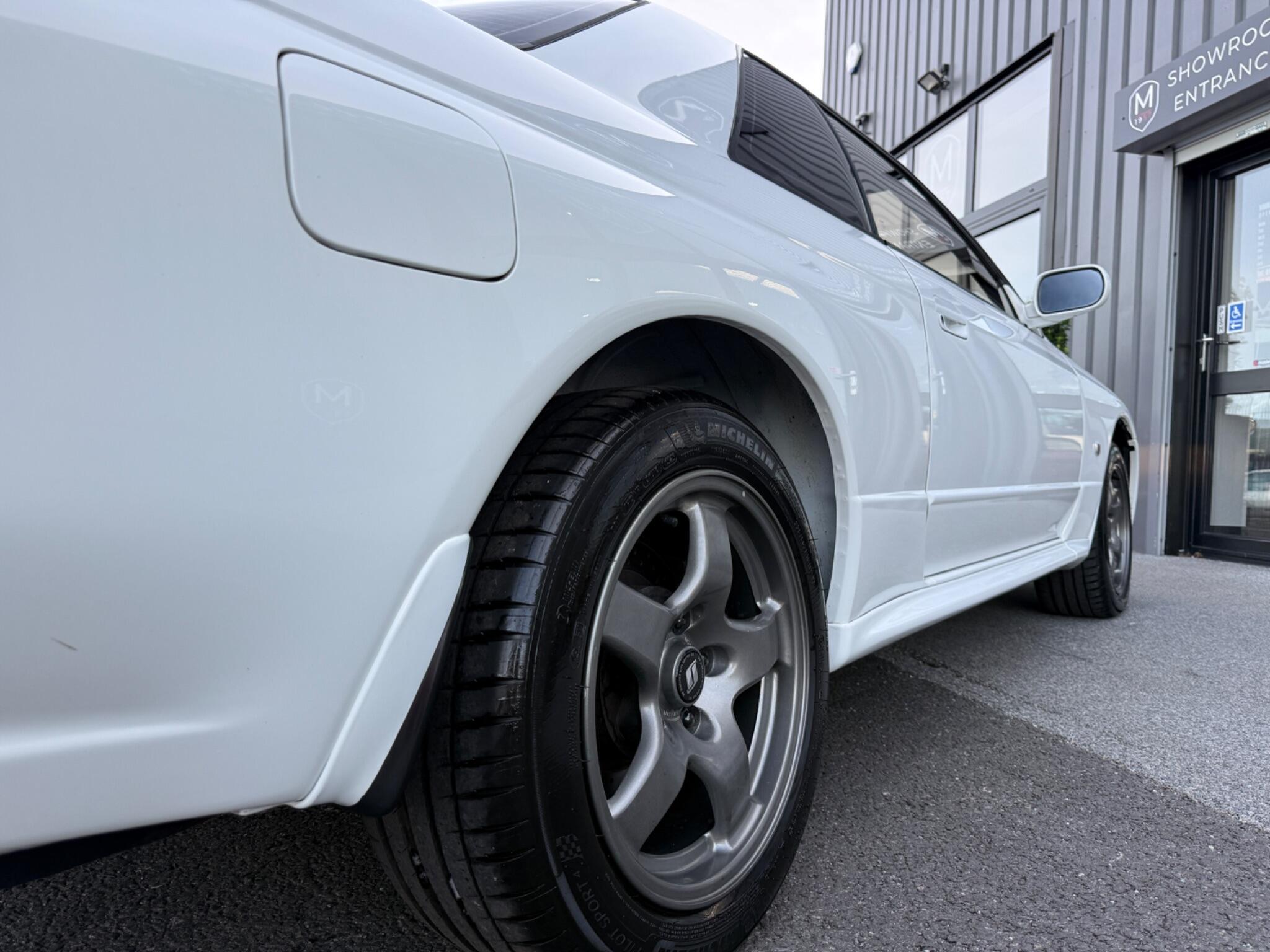 Nissan Skyline view 55