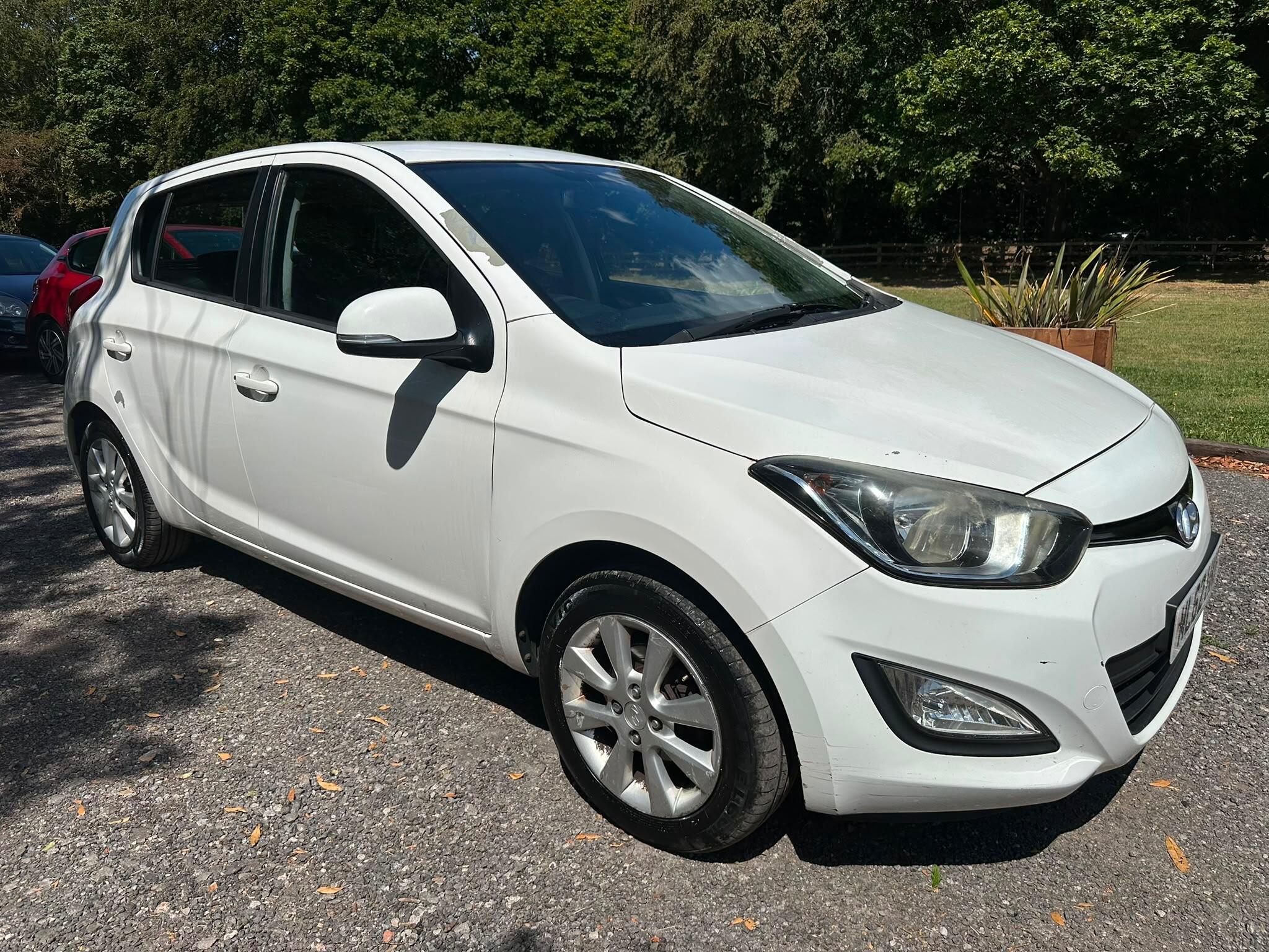 Hyundai I20 view 5