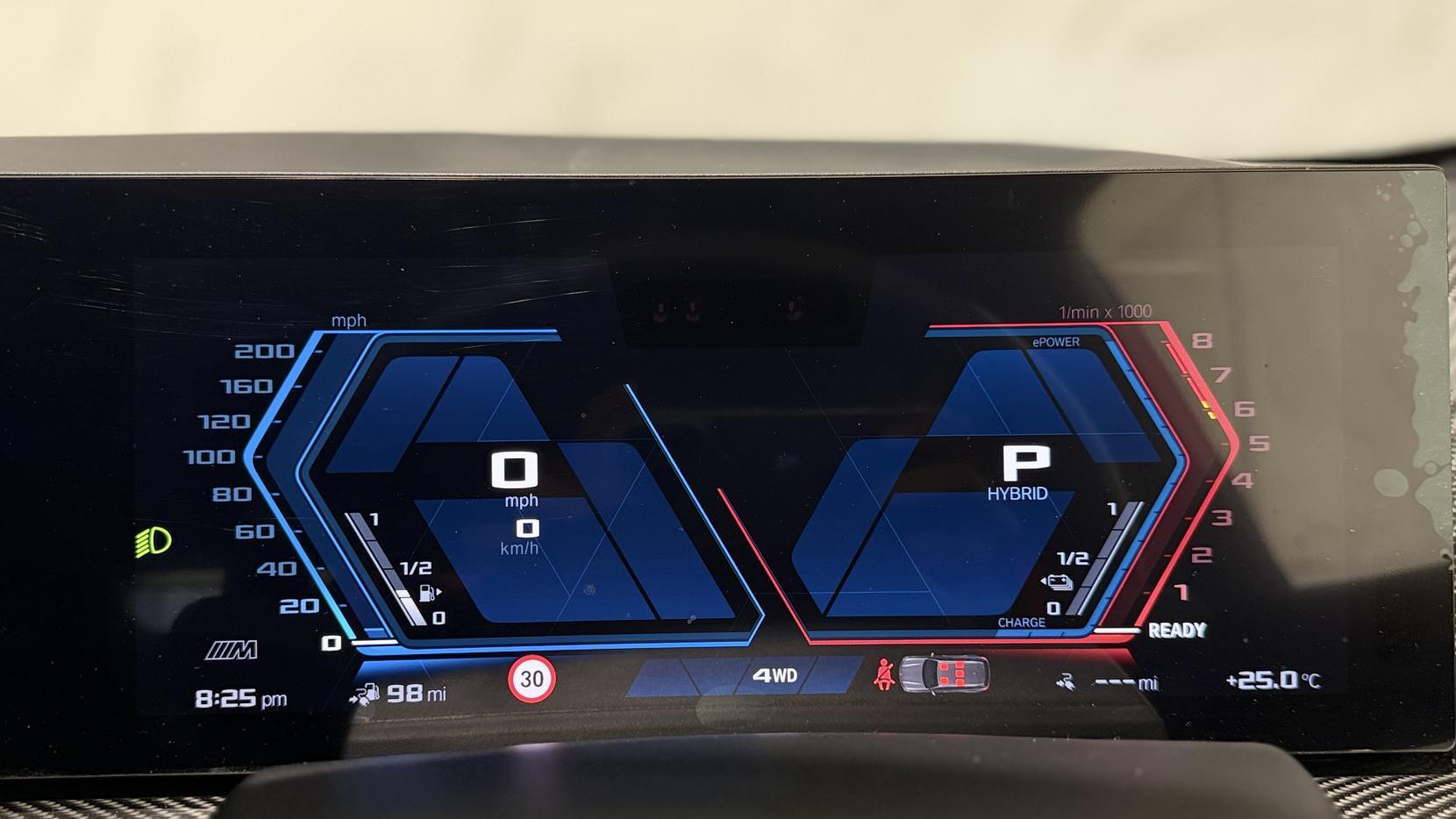 BMW XM view 29