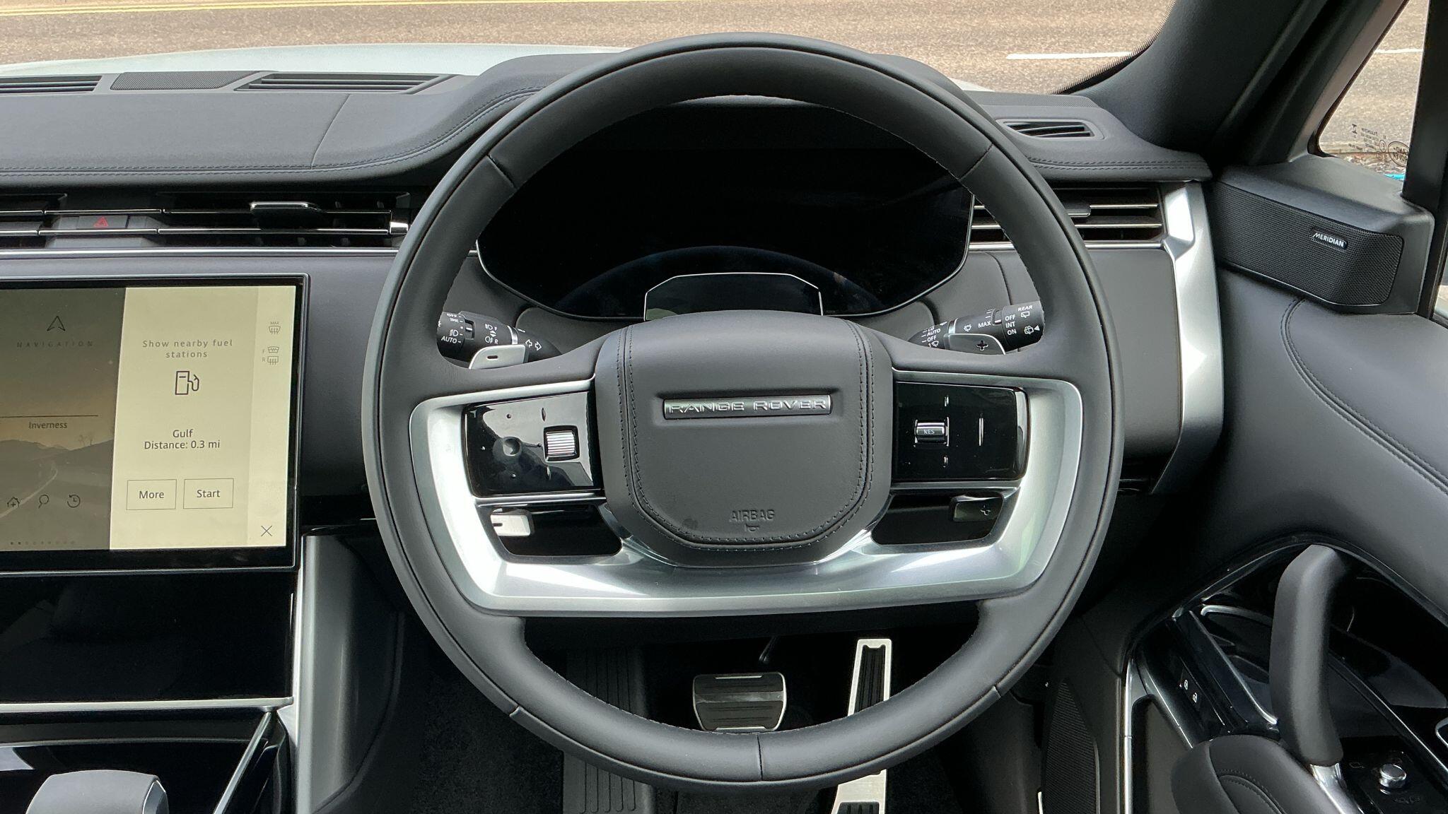 Land Rover Range Rover view 15