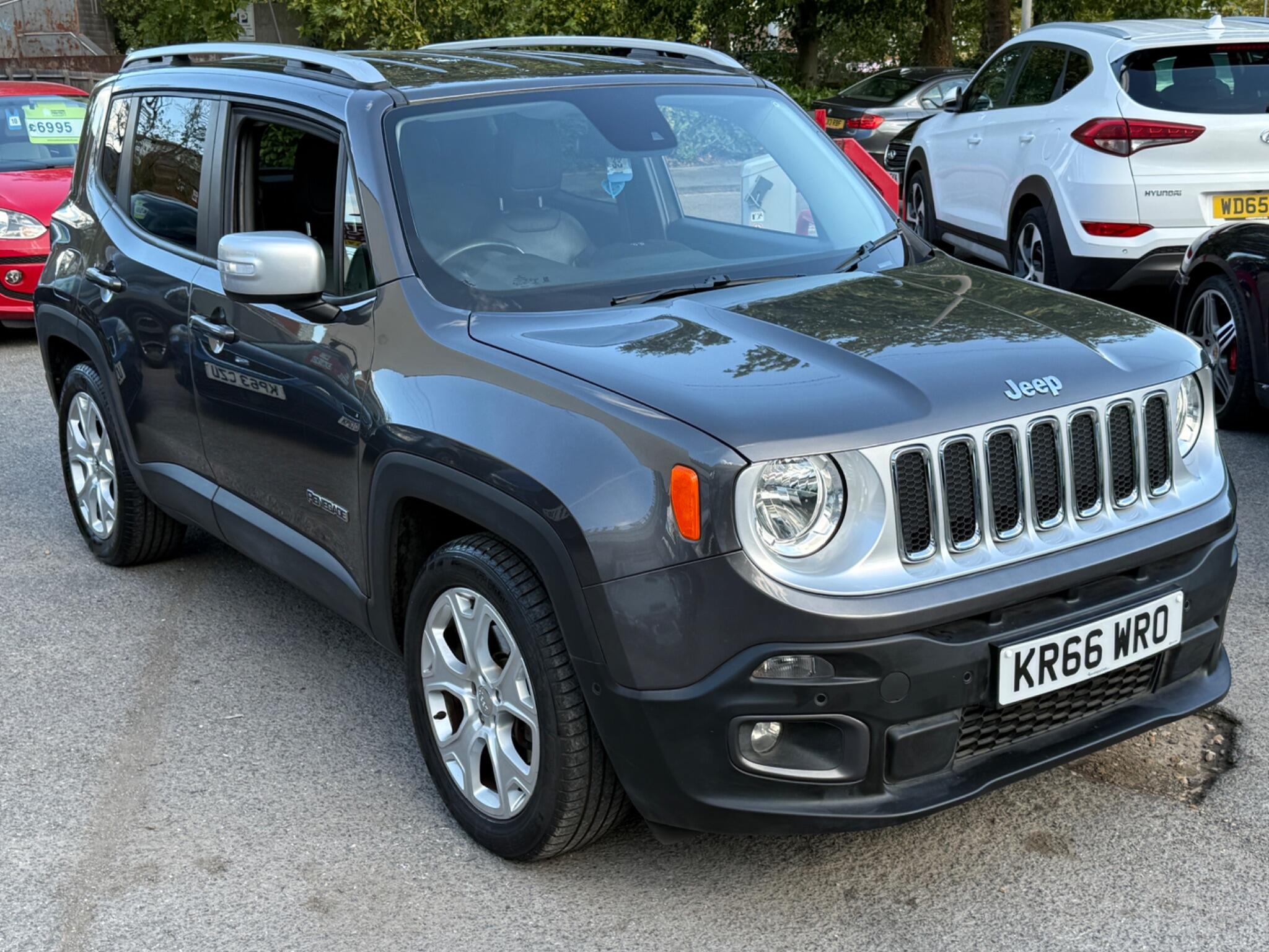 Jeep Renegade - Image 5