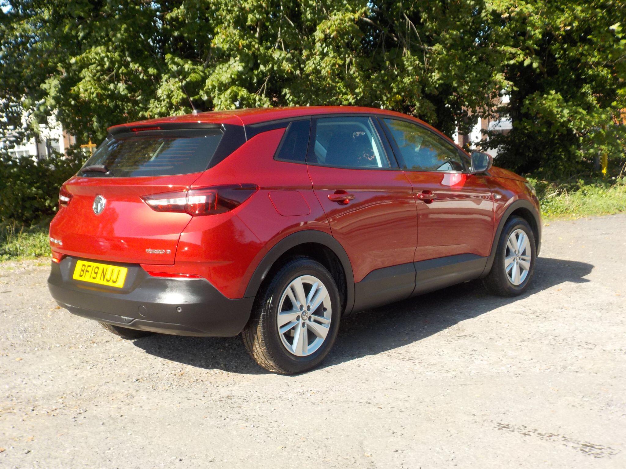 Vauxhall Grandland X 1.5 Turbo D BlueInjection SE Euro 6 (s/s) 5dr