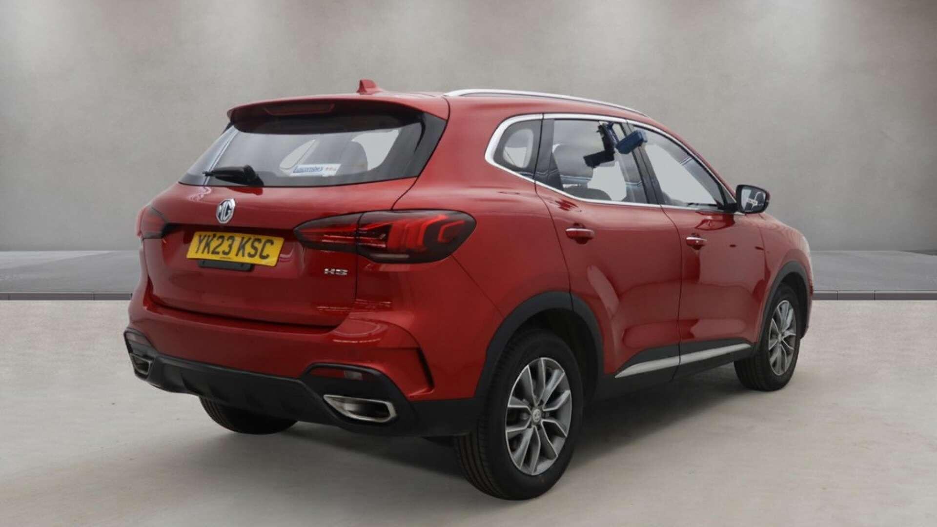 MG HS view 9