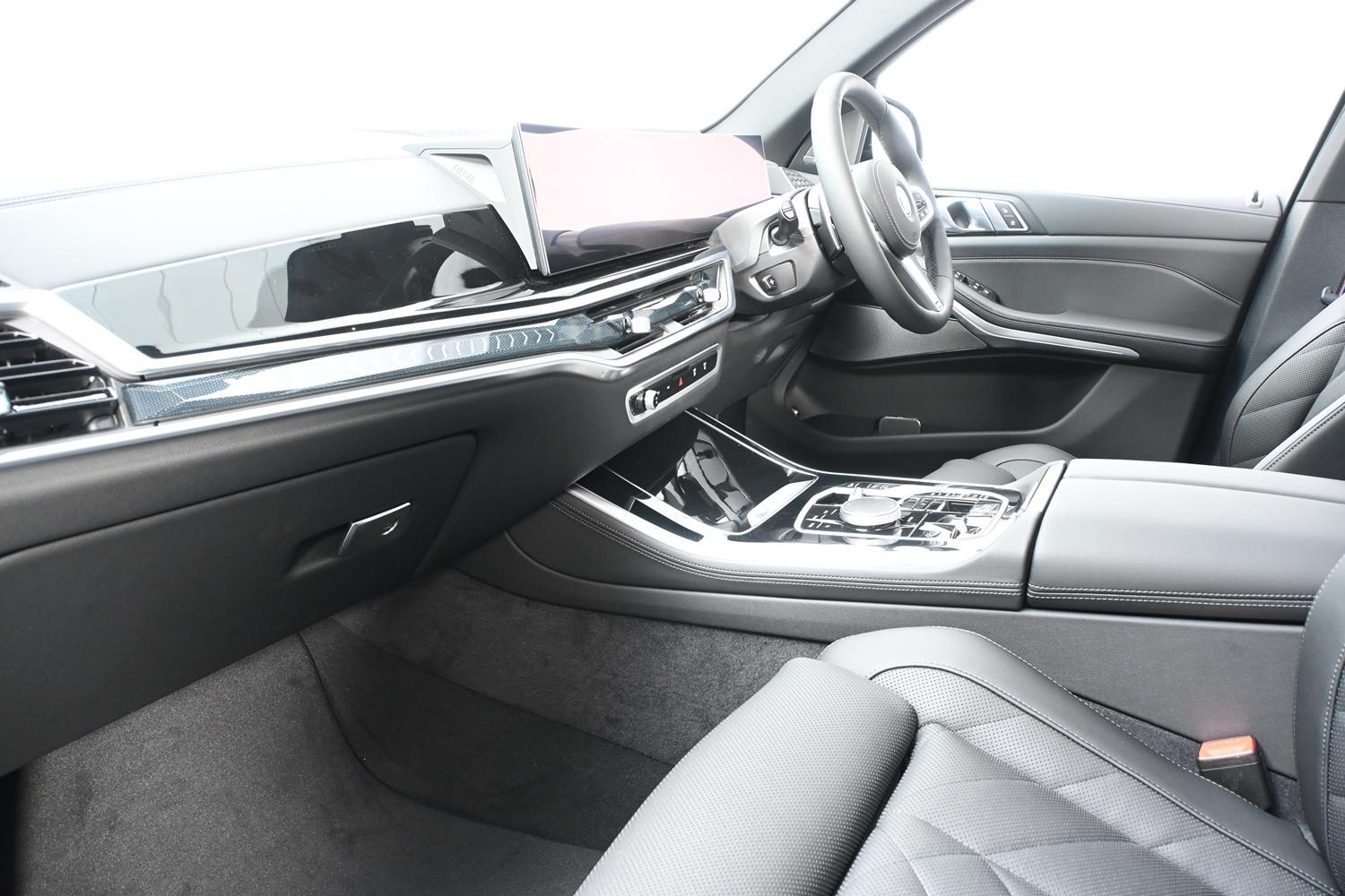 BMW X5 view 7