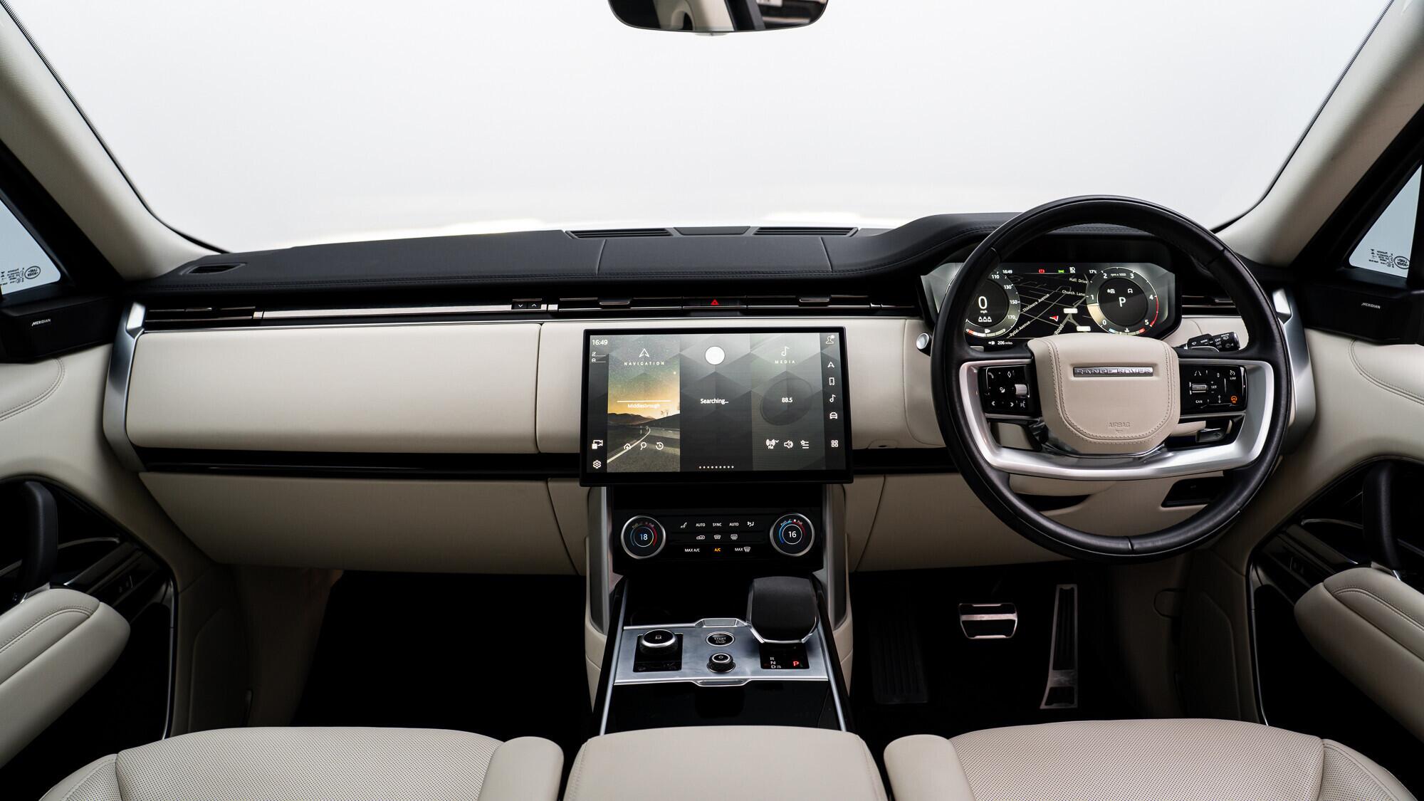Land Rover Range Rover view 5