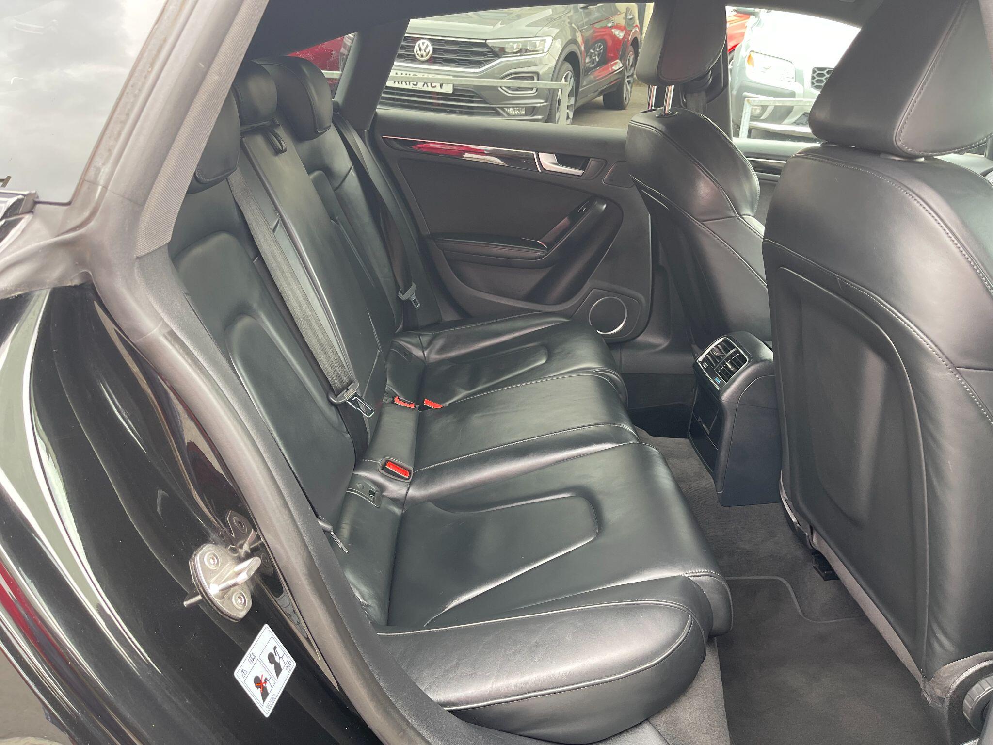 Audi A5 view 38