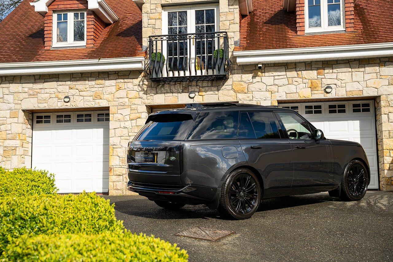 Land Rover Range Rover view 19
