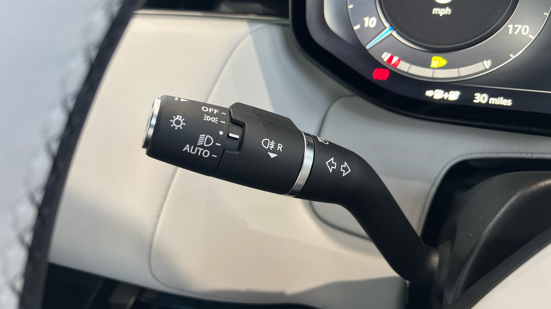 Land Rover Range Rover Sport view 25
