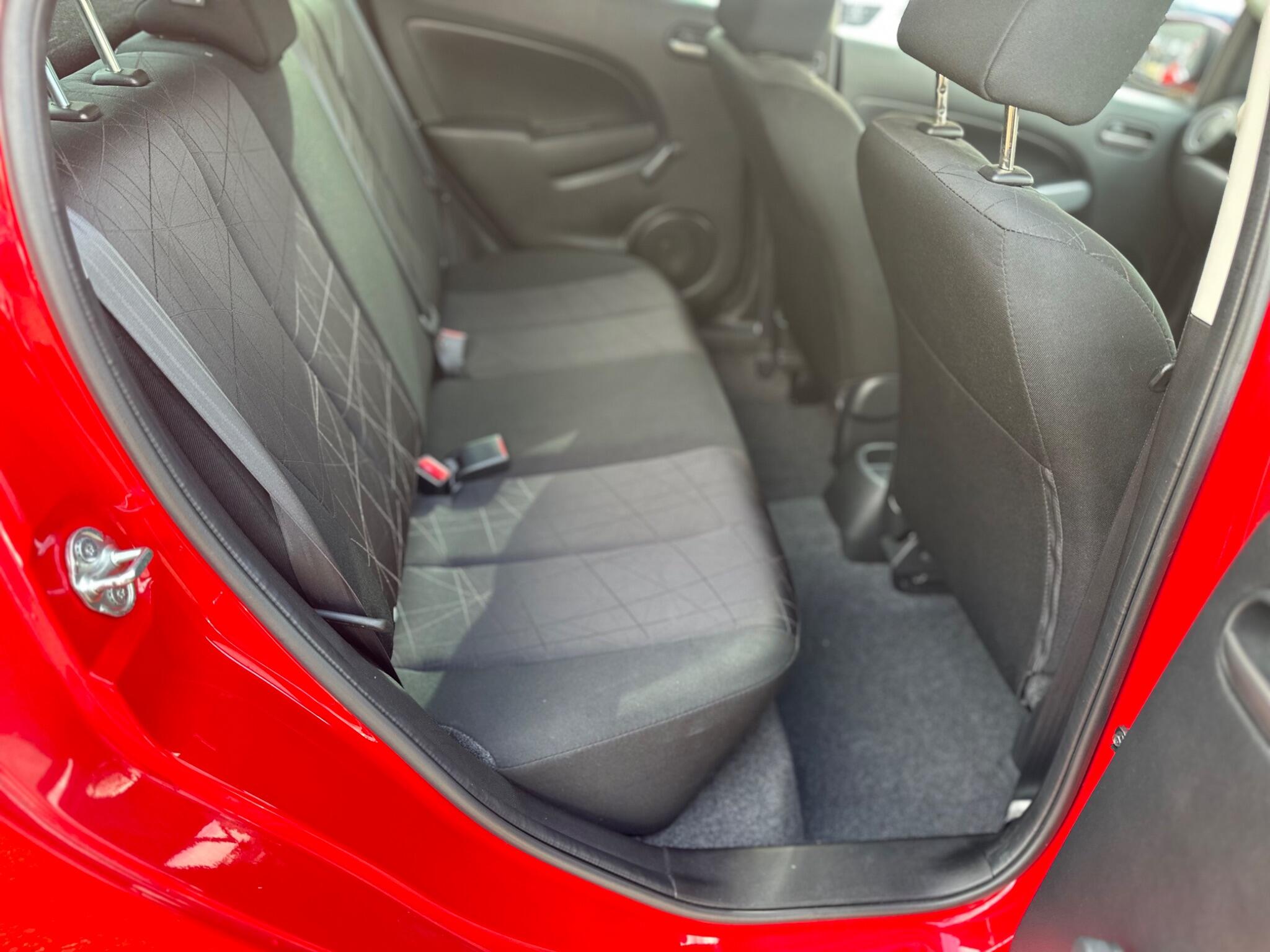 Mazda Mazda2 view 46