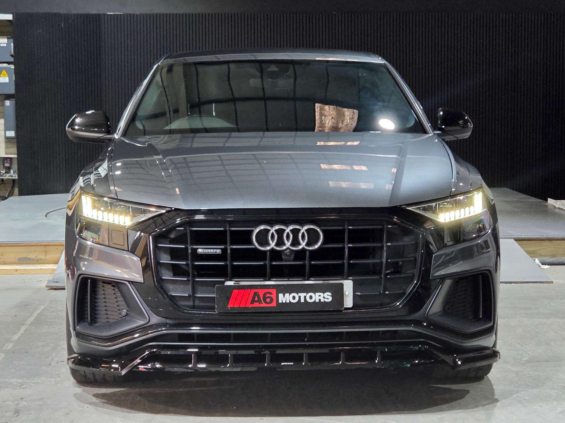 Audi Q8 view 52