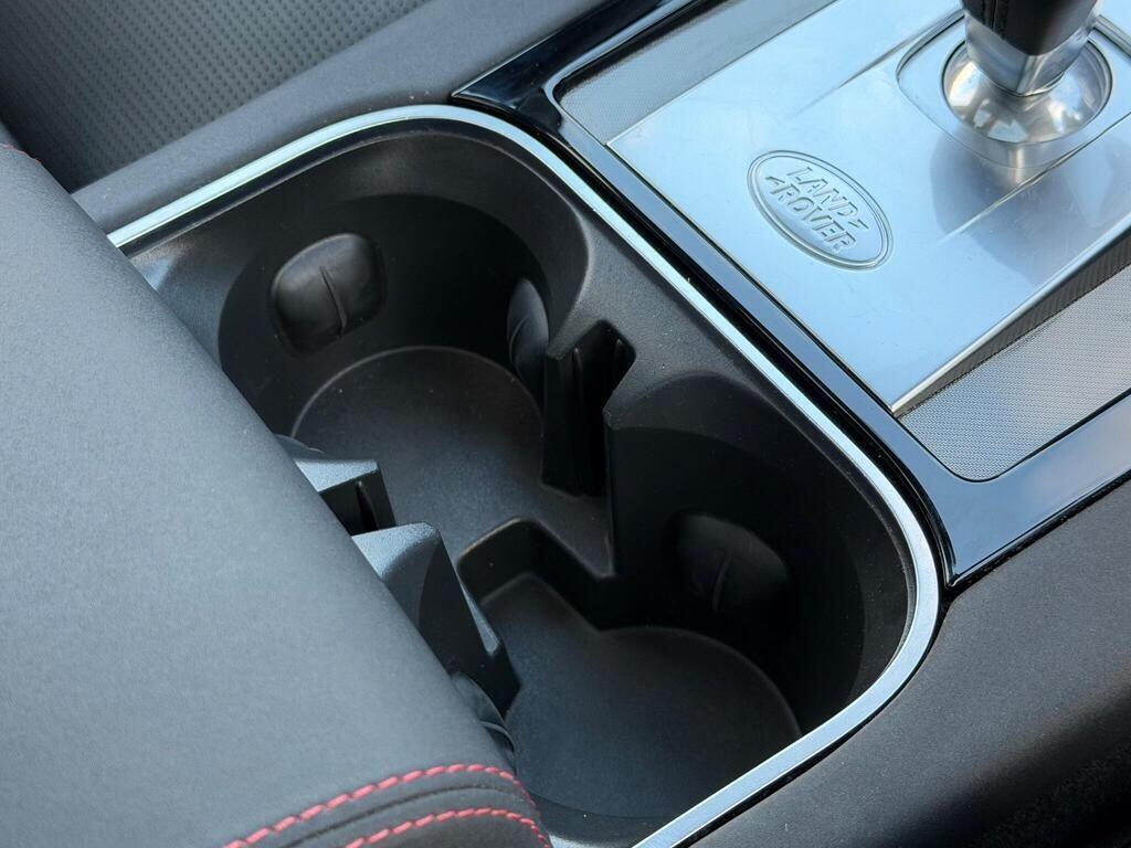 Land Rover Discovery Sport view 42