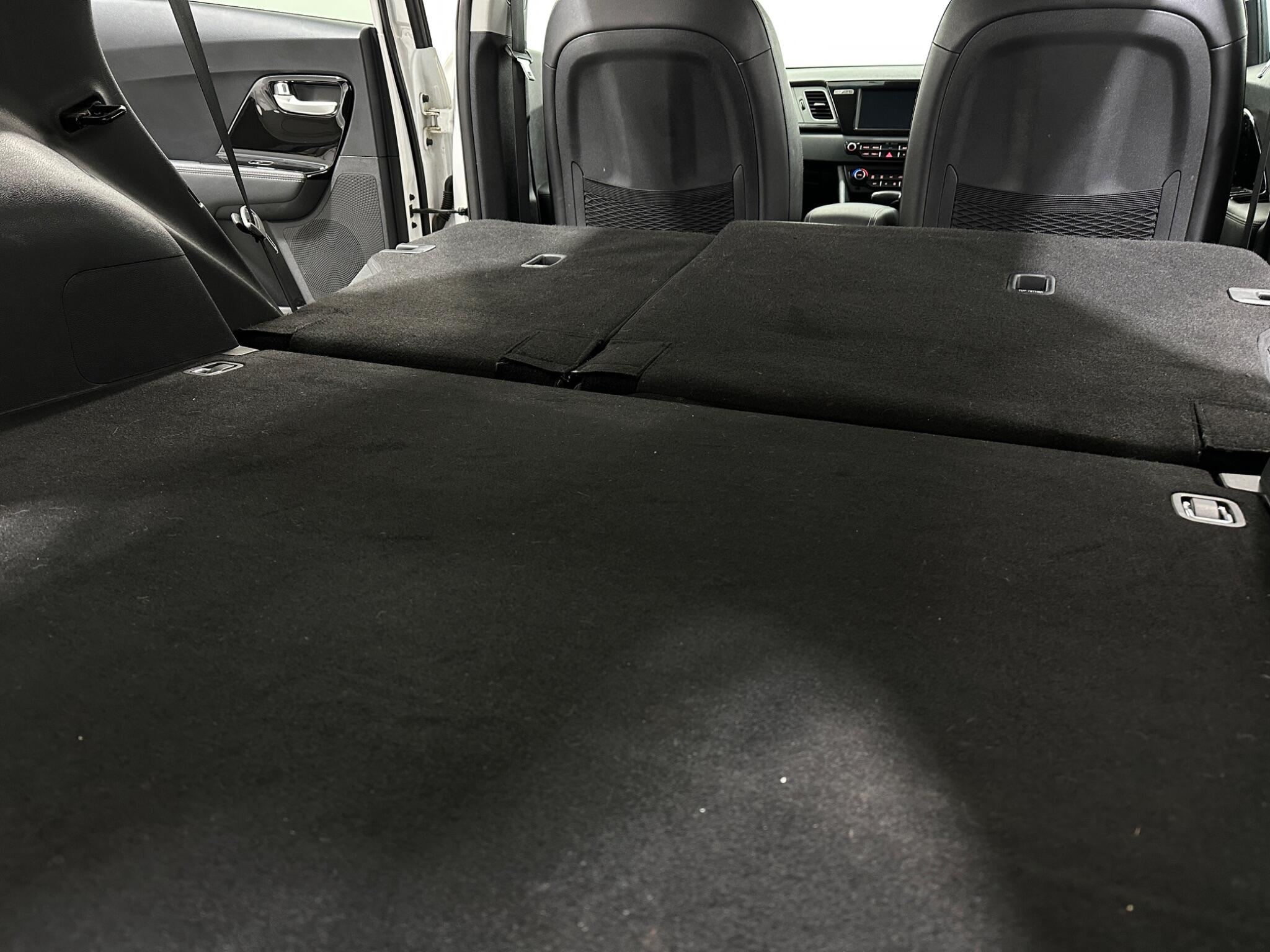 Kia Niro view 45