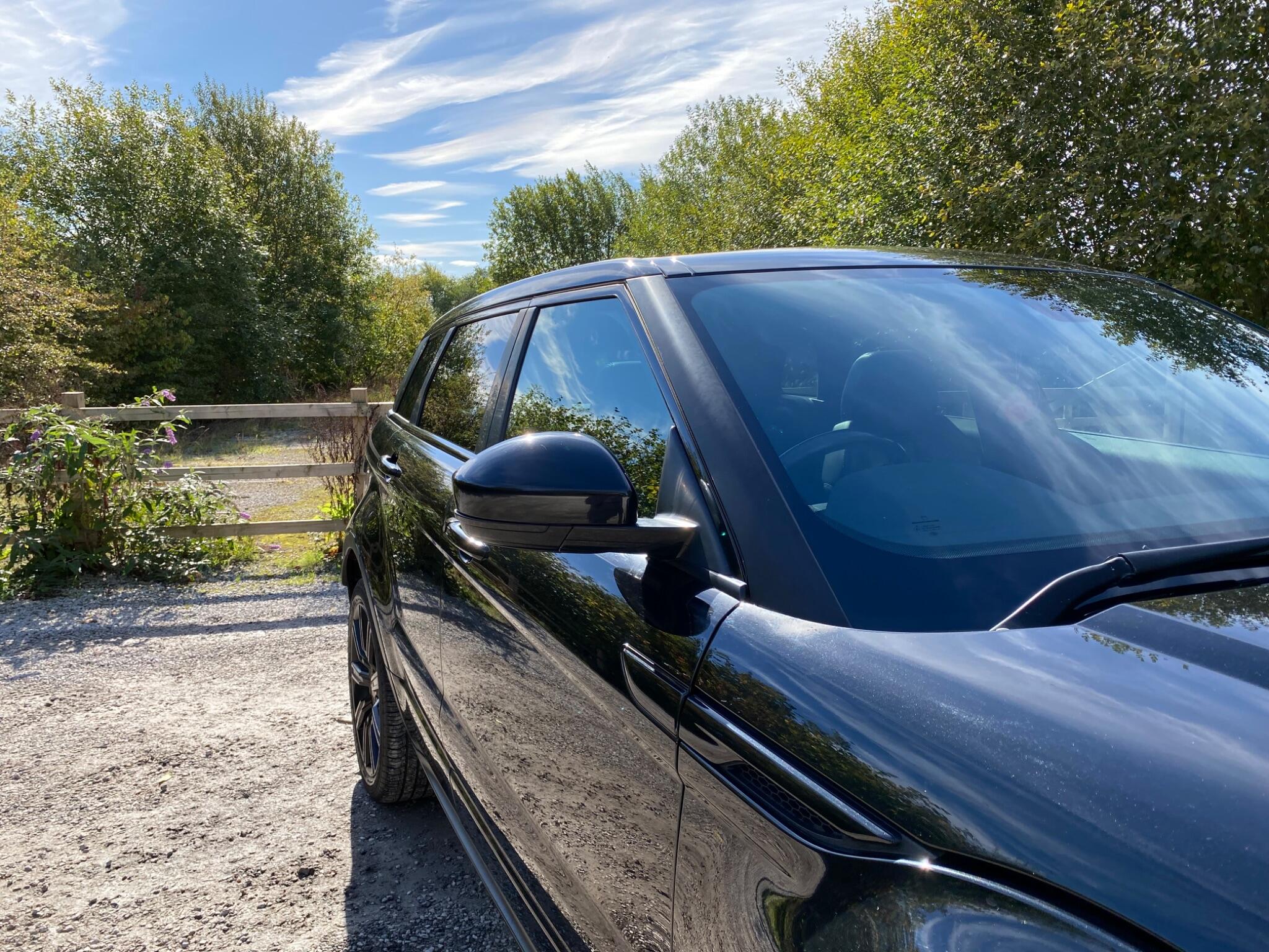 Land Rover Range Rover Evoque view 26