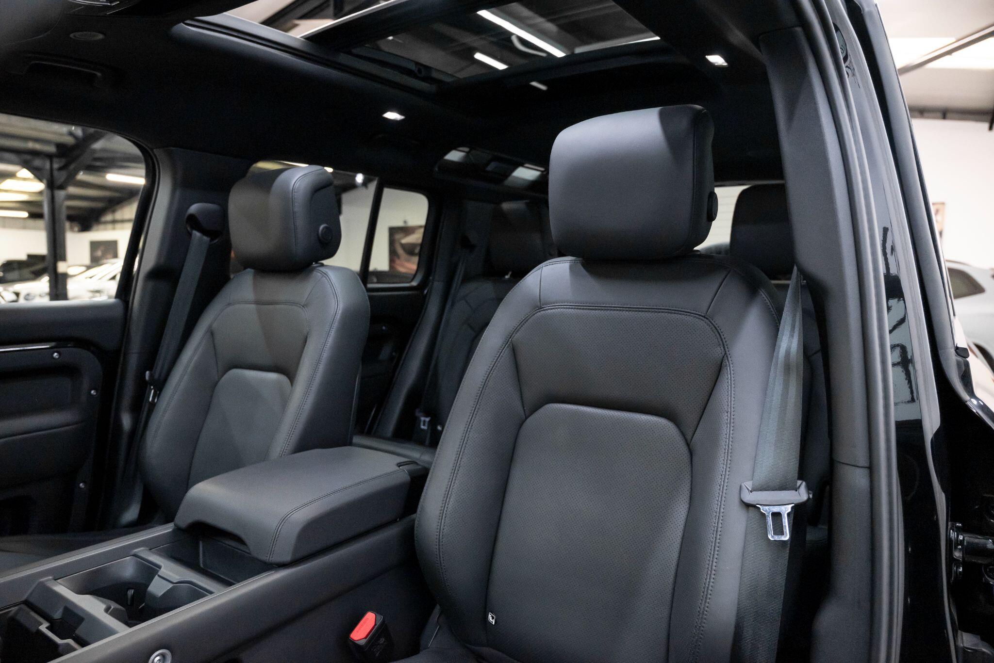 Land Rover Defender view 49