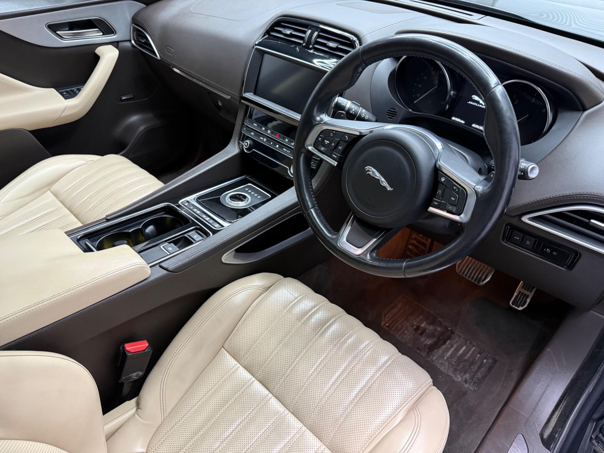Jaguar F-Pace view 2