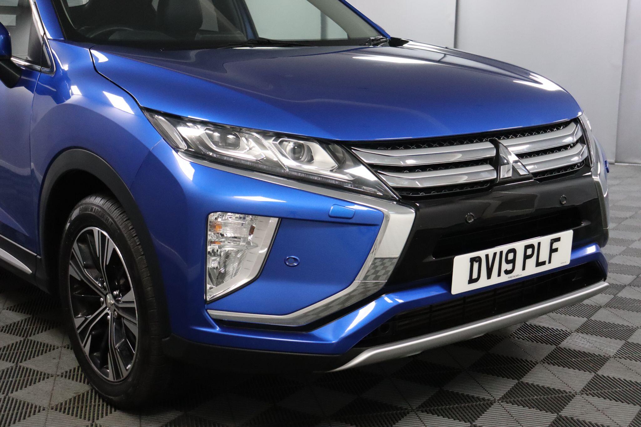 Mitsubishi Eclipse Cross view 10