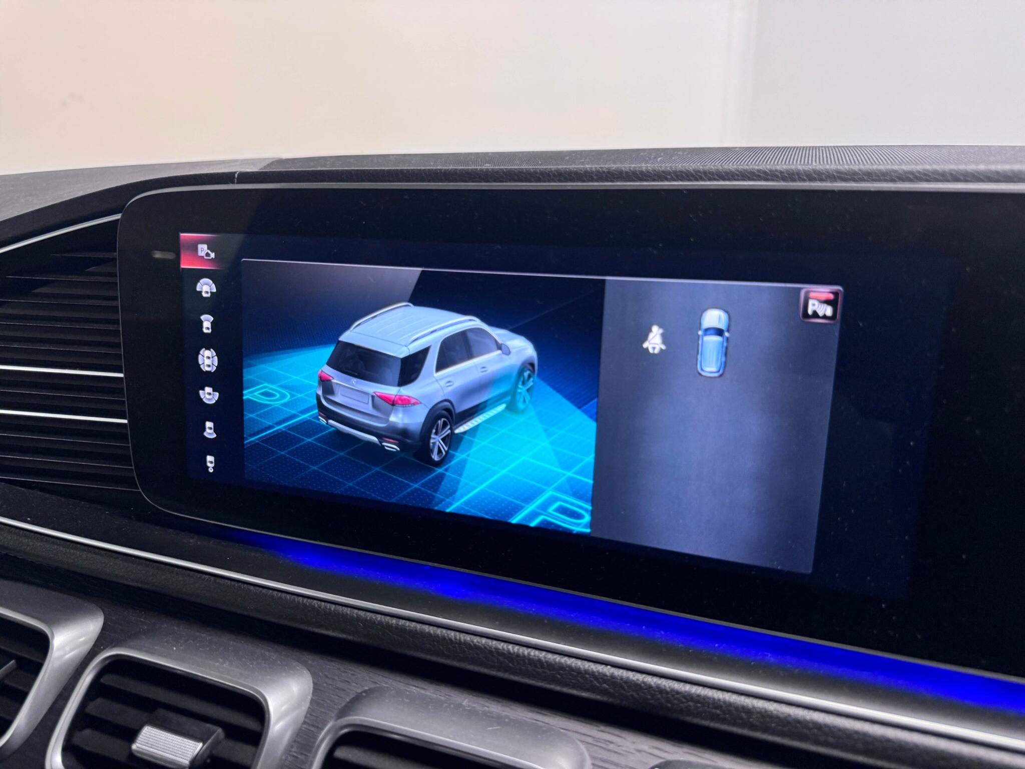 Mercedes-Benz GLE view 54