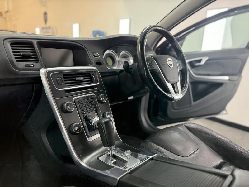 2011 Volvo S60 image 12