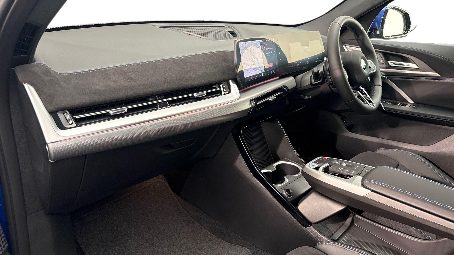 BMW Ix2 view 7