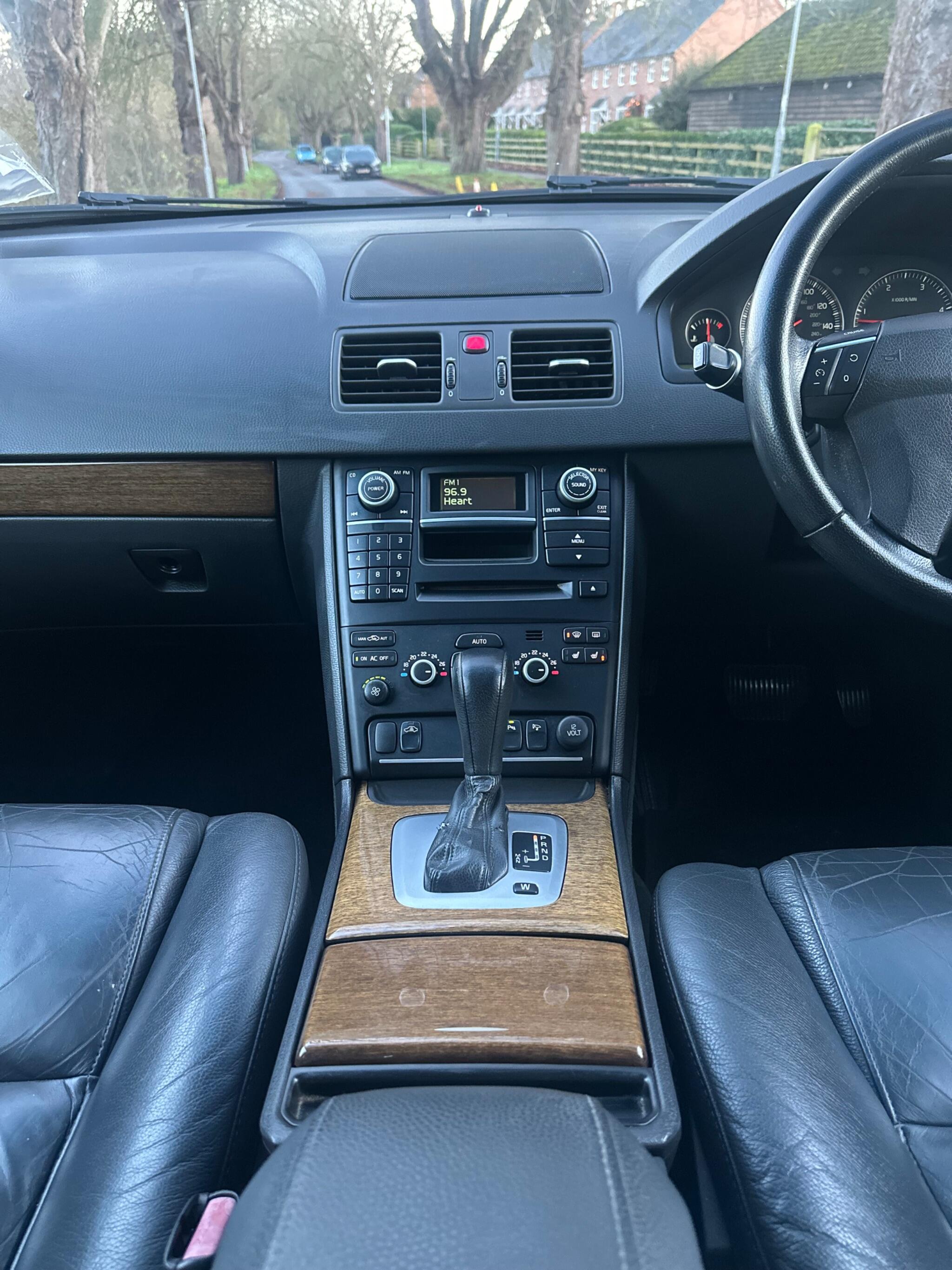 2007 Volvo XC90 image 28