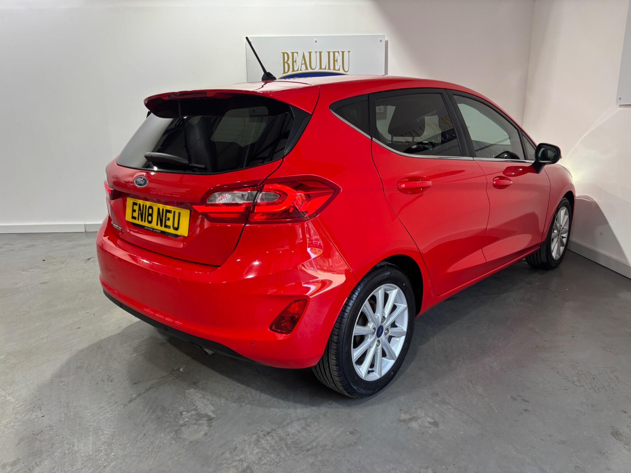 Ford Fiesta view 53