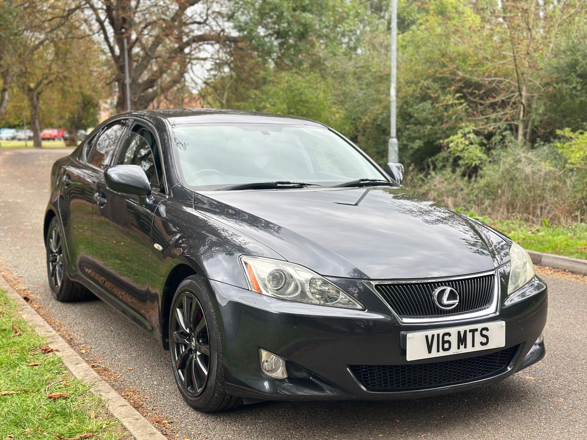2008 Lexus IS image 10