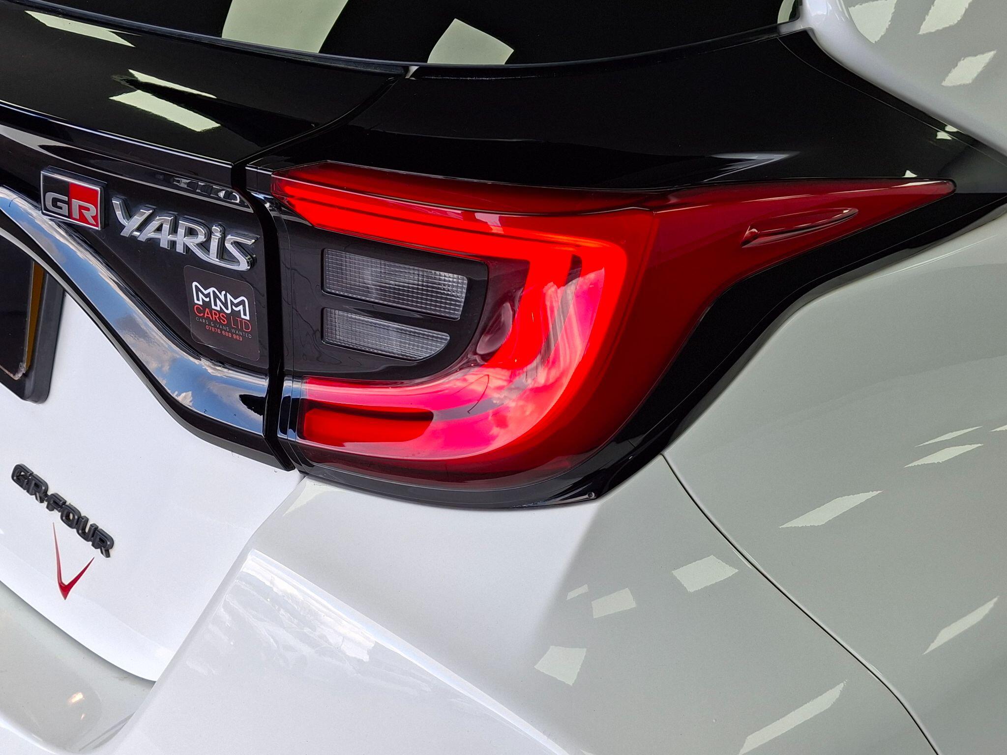 Toyota Yaris view 60