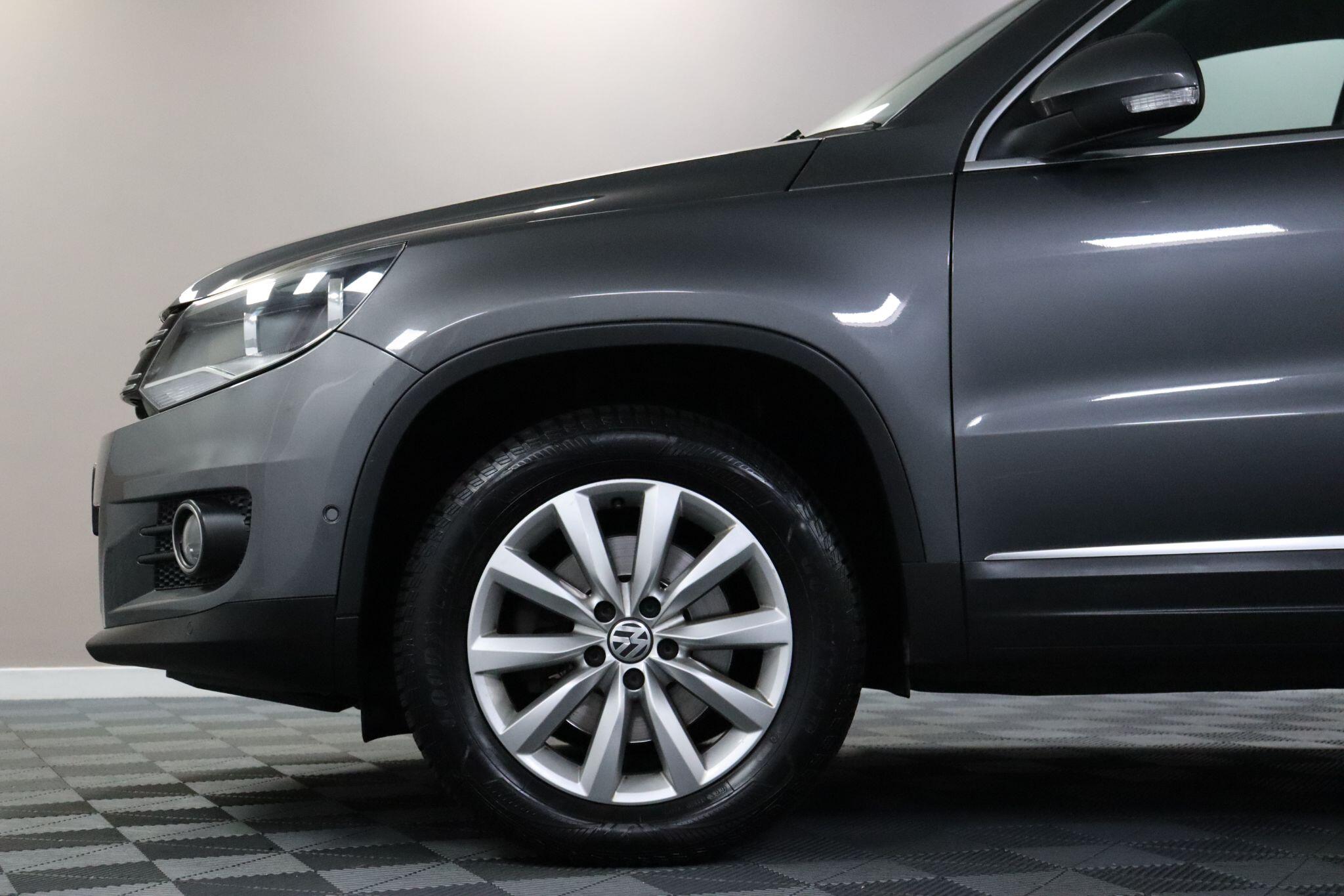Volkswagen Tiguan view 27