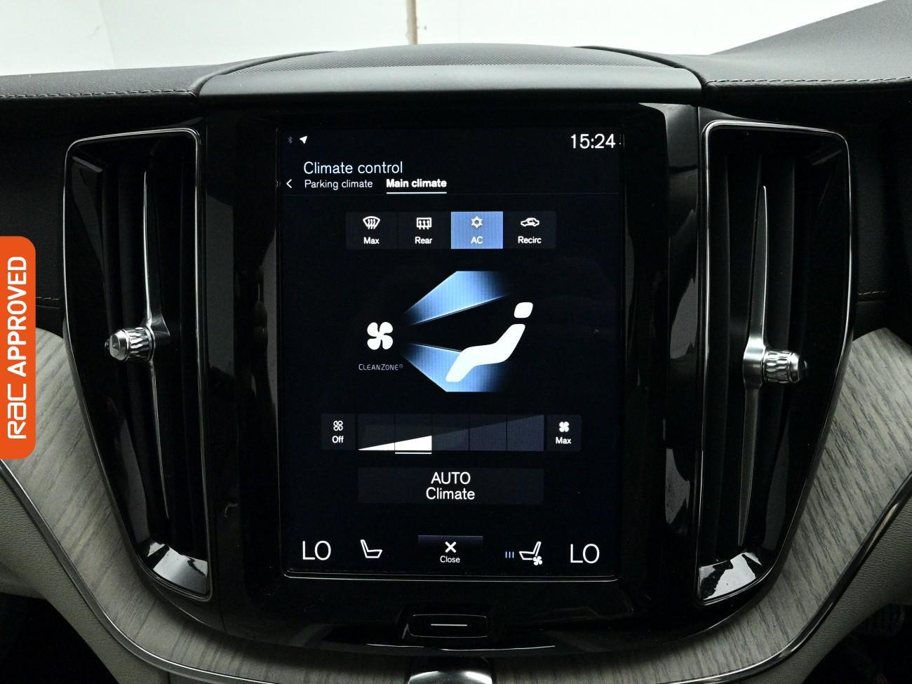 Volvo XC60 view 19