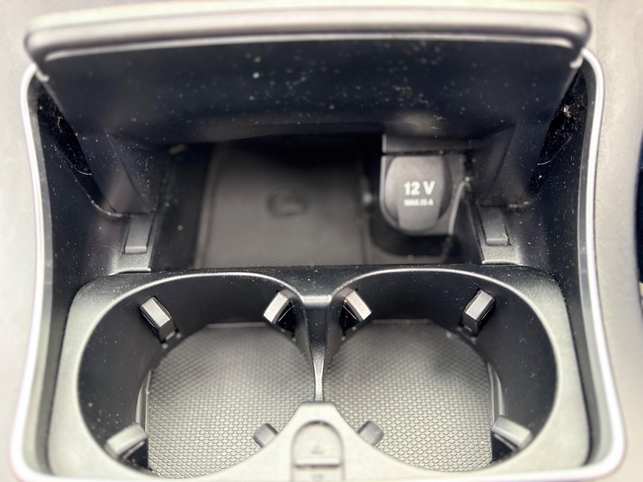 Mercedes-Benz GLC view 31