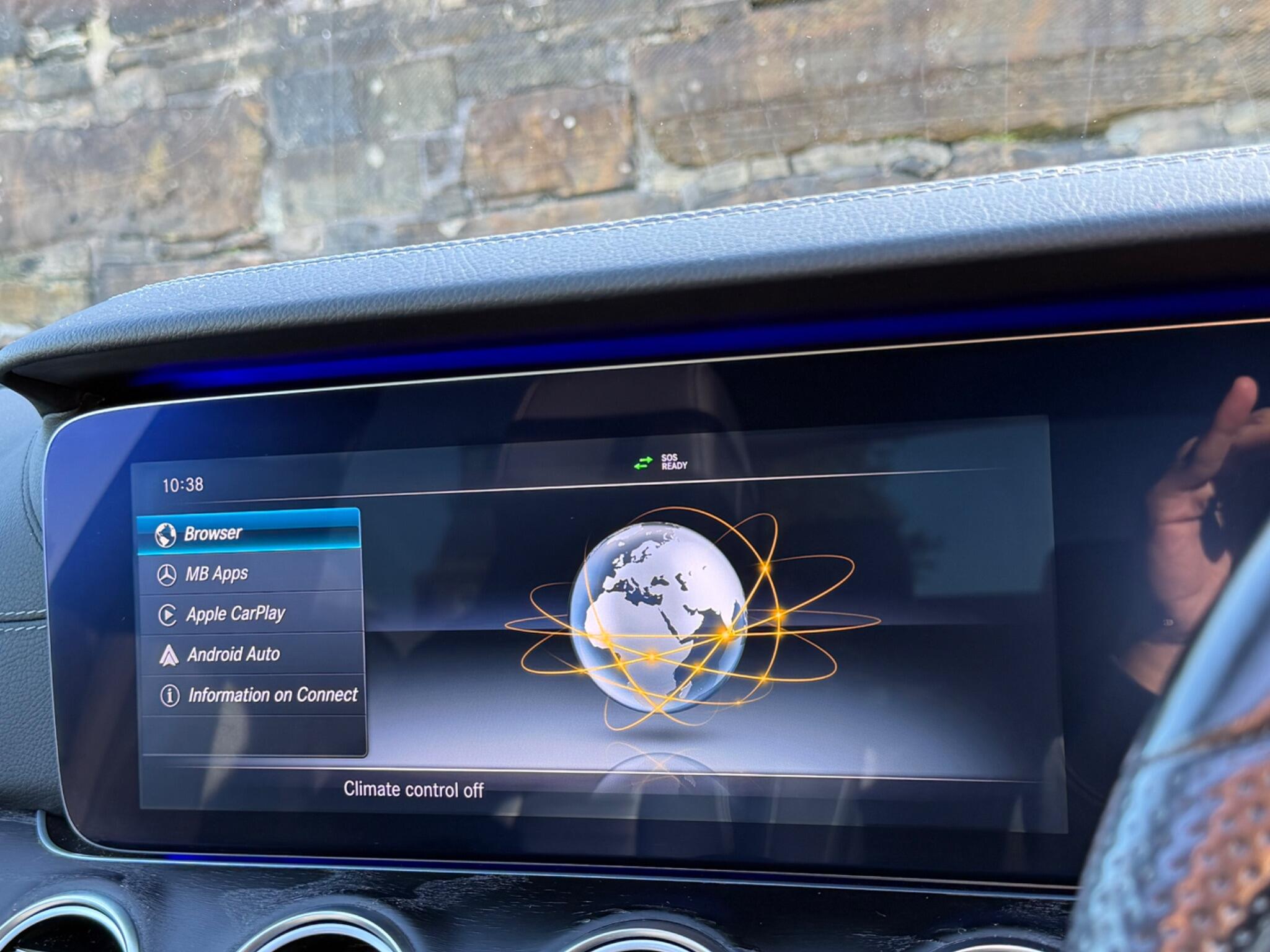 Mercedes-Benz E-Class view 33