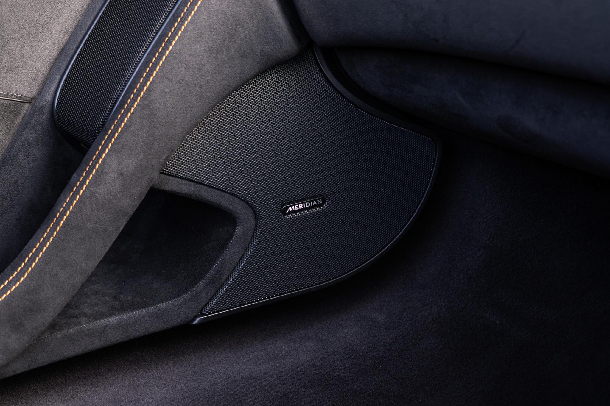 Mclaren 675LT view 29