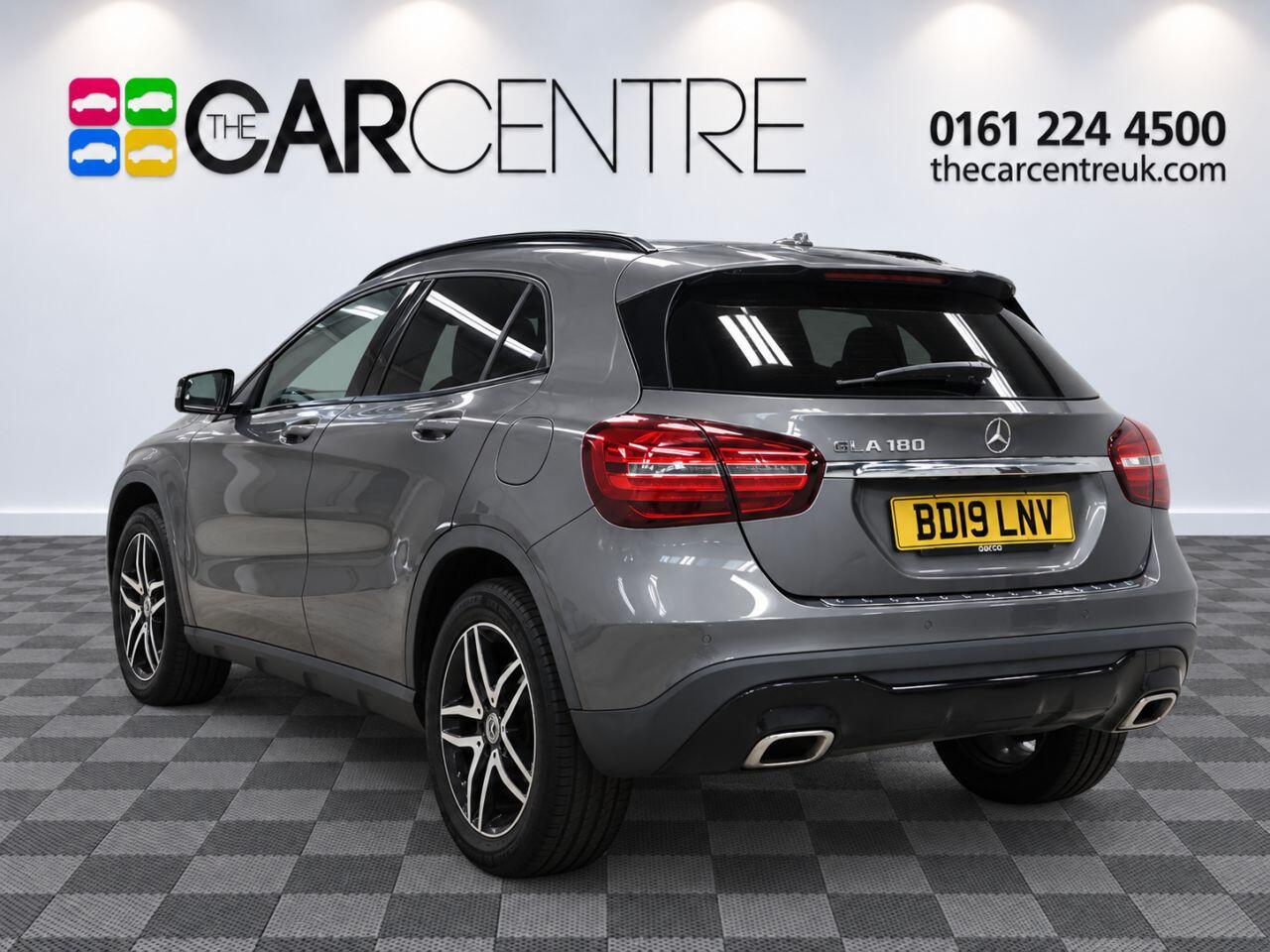 Mercedes-Benz Gla view 2