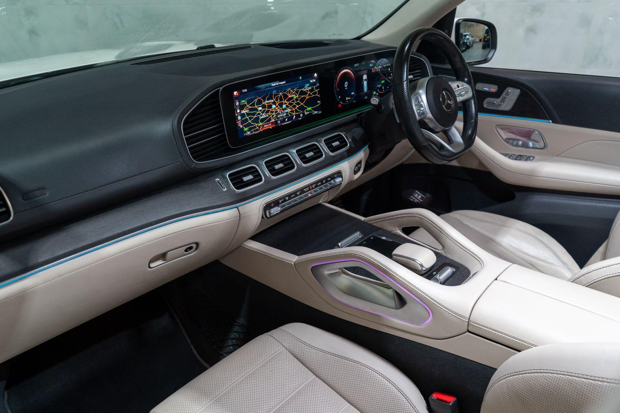 Mercedes-Benz GLS view 14