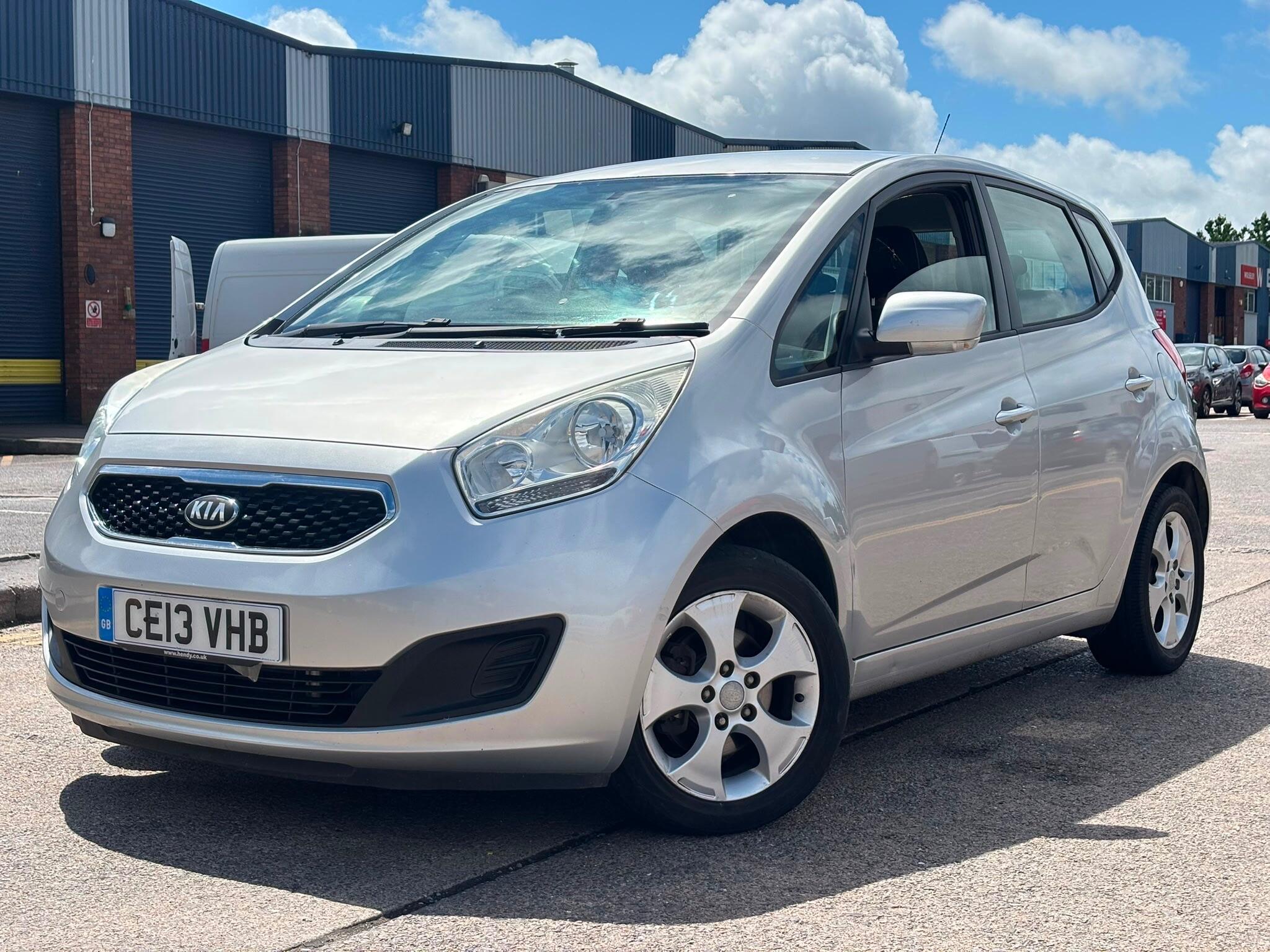 Kia Venga view 3