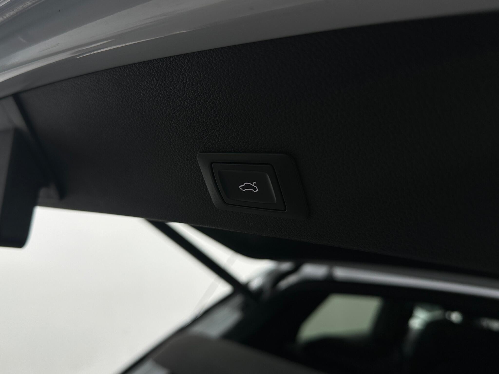 Audi Q2 view 45