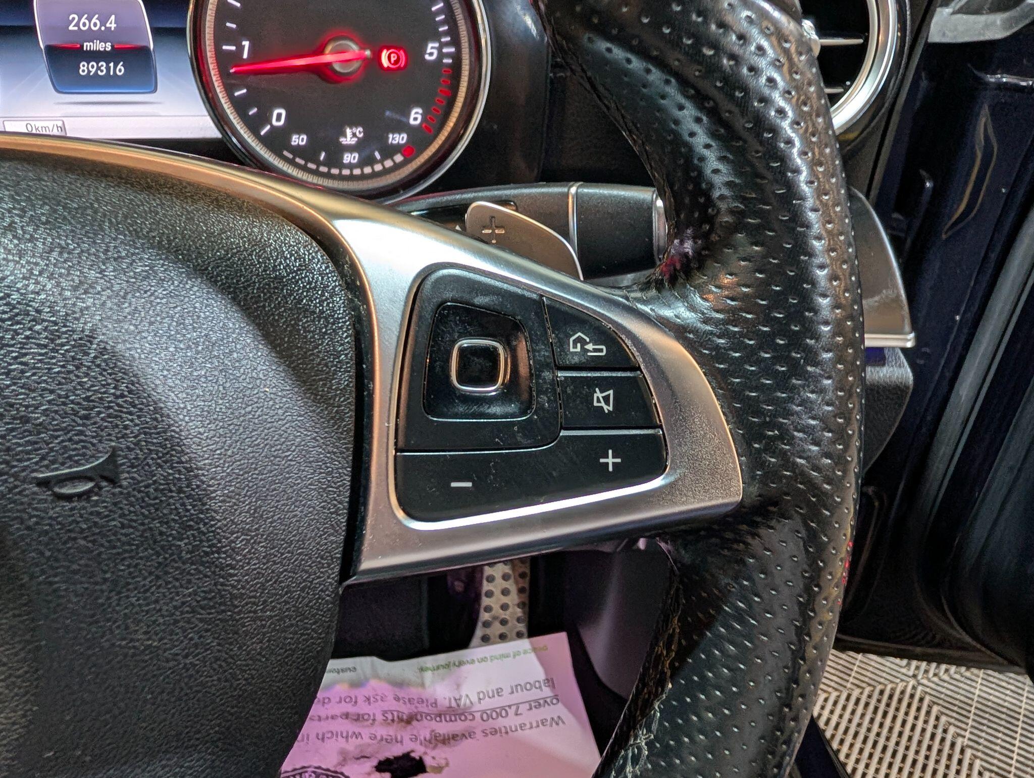 Mercedes-Benz E-Class view 33