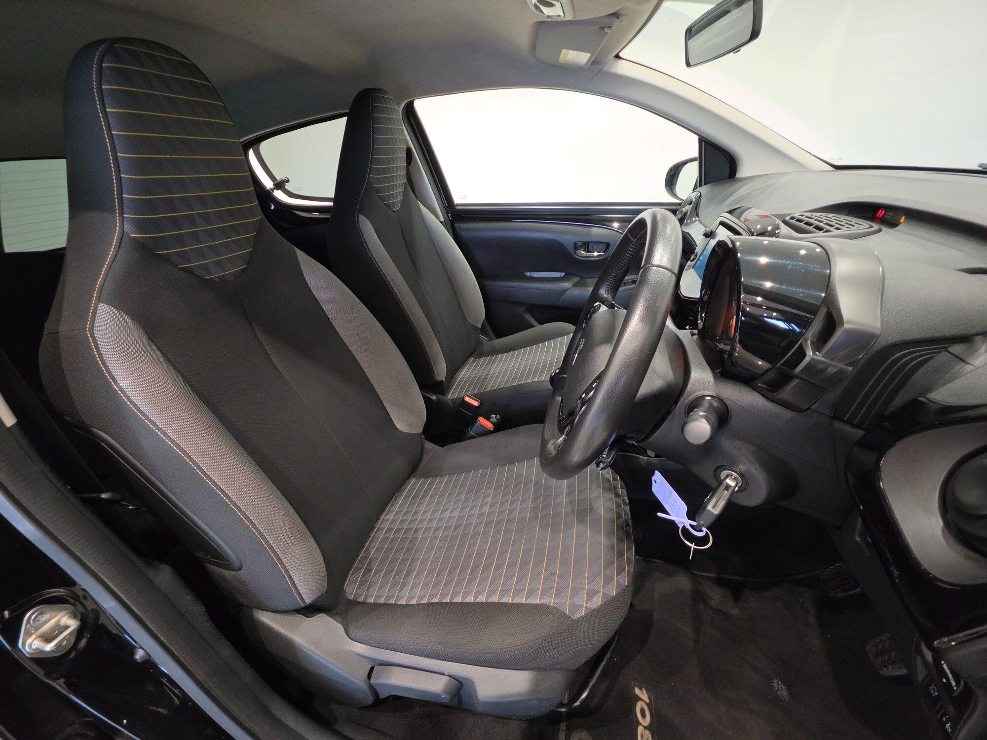 Peugeot 108 view 78