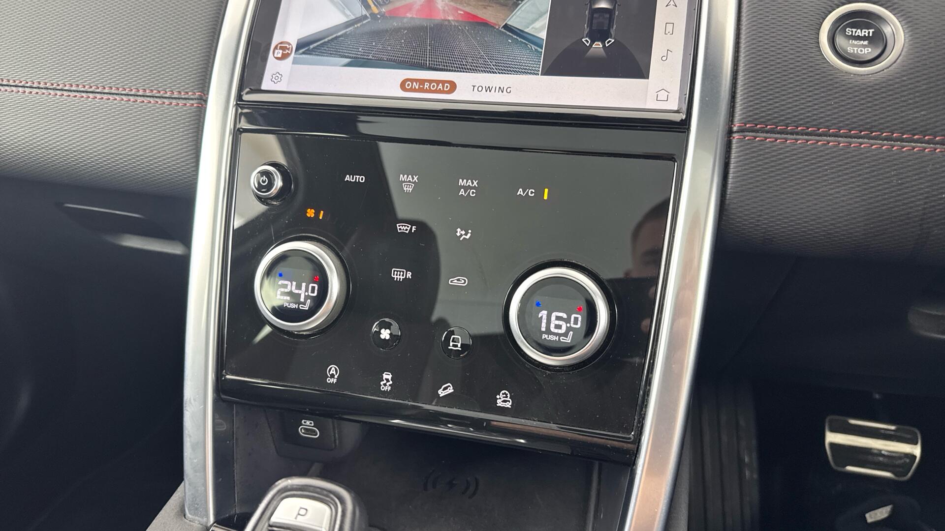 Land Rover Discovery Sport view 38