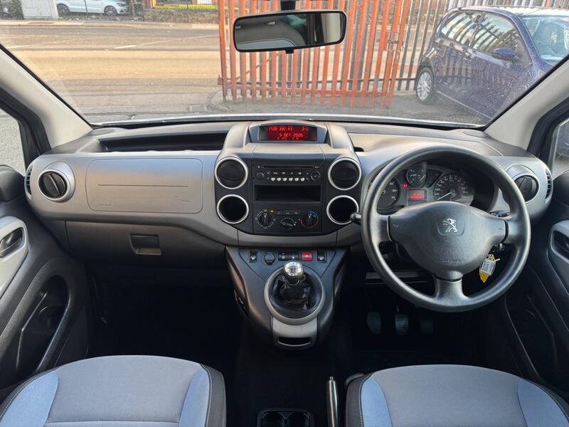 Peugeot Partner Tepee view 13