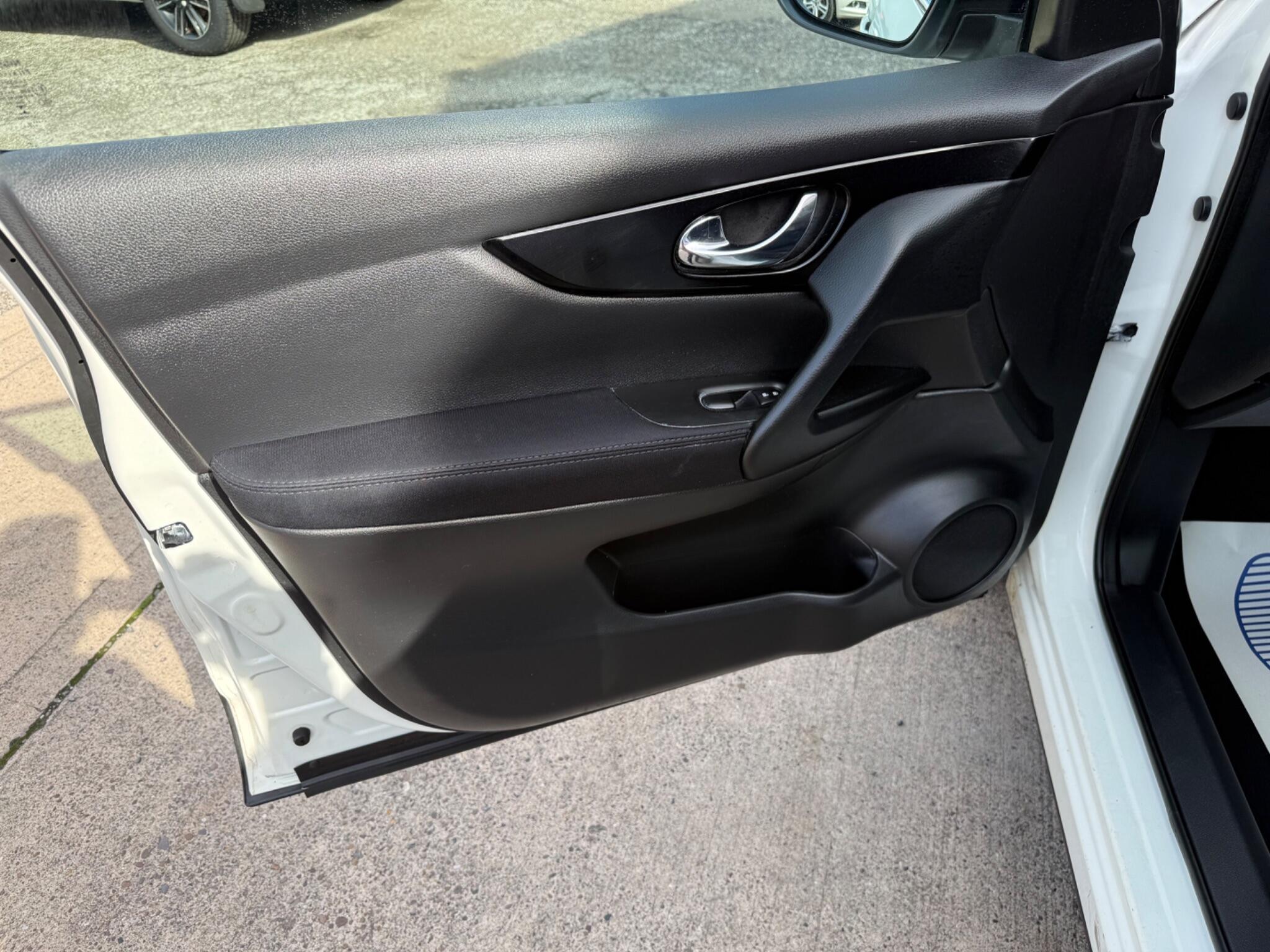 Nissan Qashqai view 29