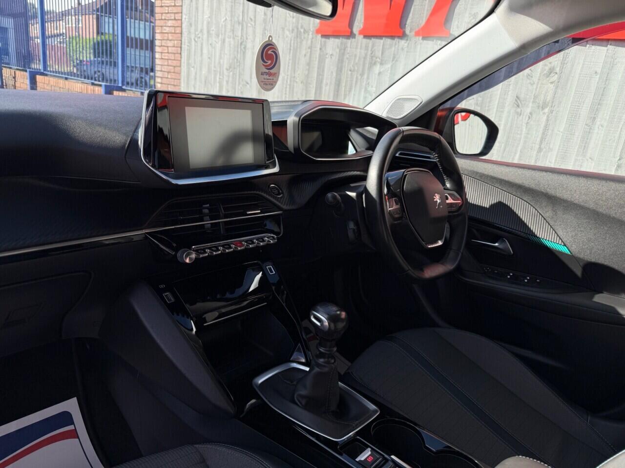 Peugeot 2008 view 26