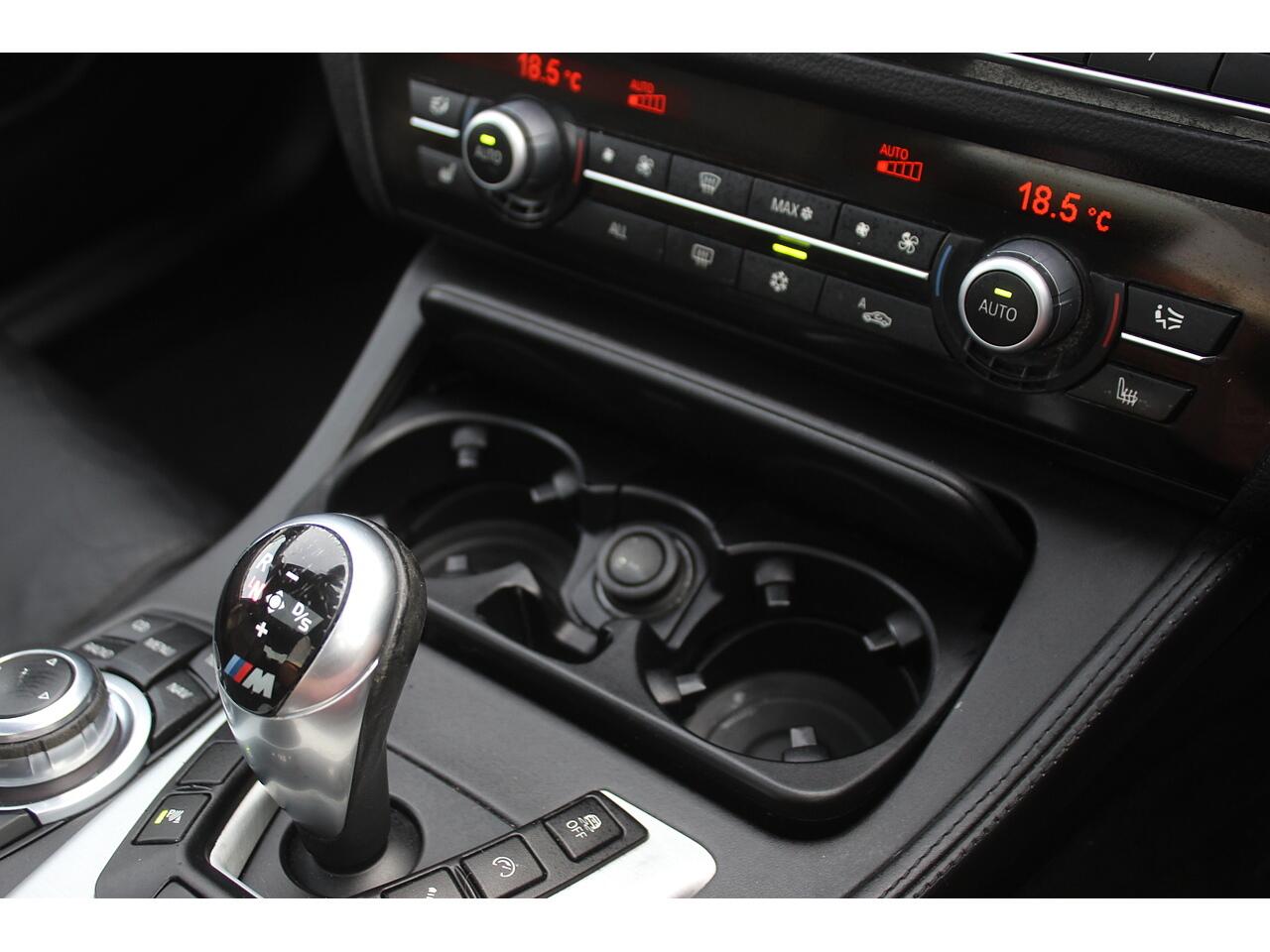 BMW M5 view 24