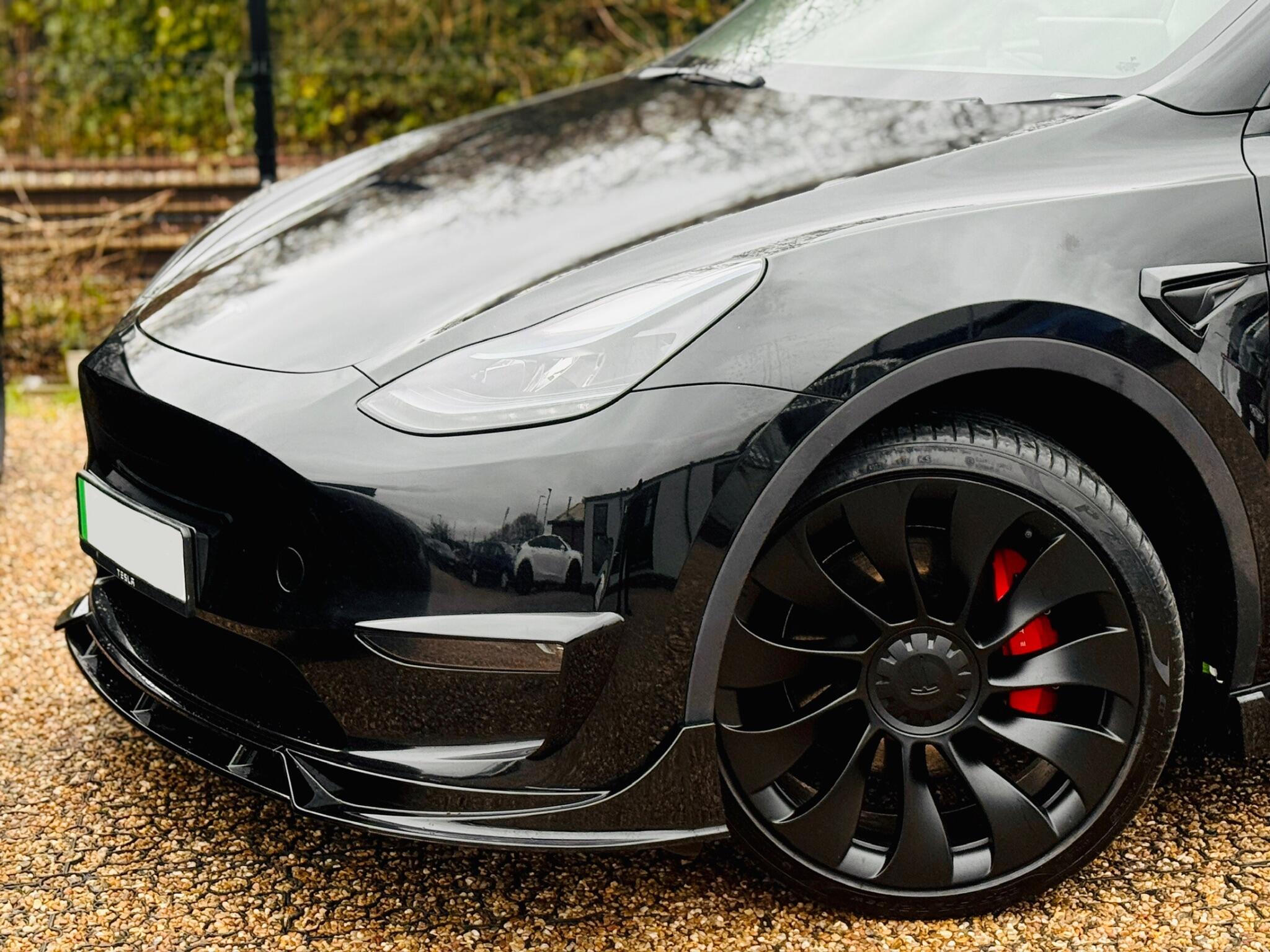 Tesla Model Y view 8