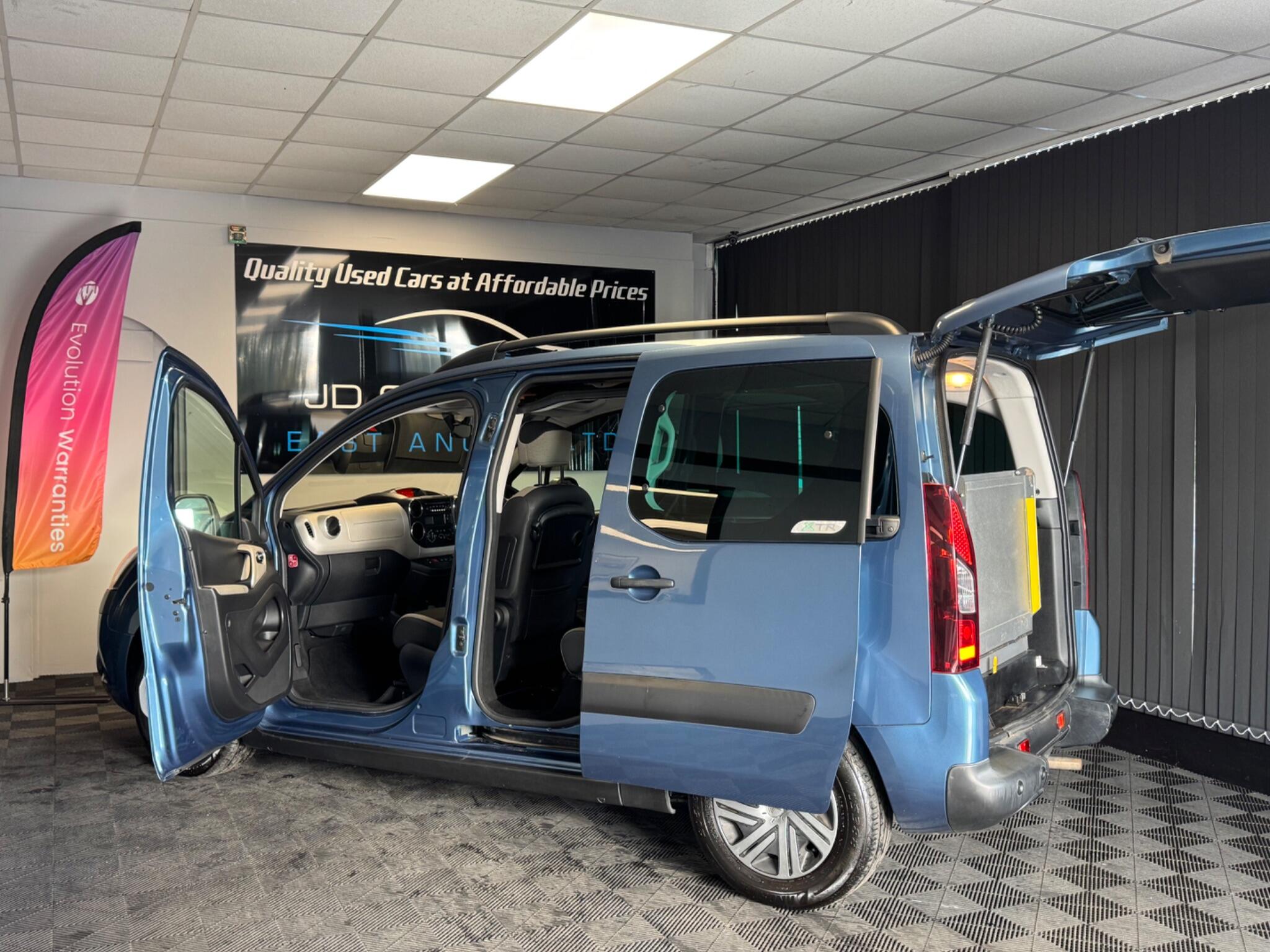 2014 Citroen Berlingo 1.6 e-HDi Airdream XTR Multispace MPV ETG6 Euro 5 (s/s) 5dr • 41,000 miles image 13