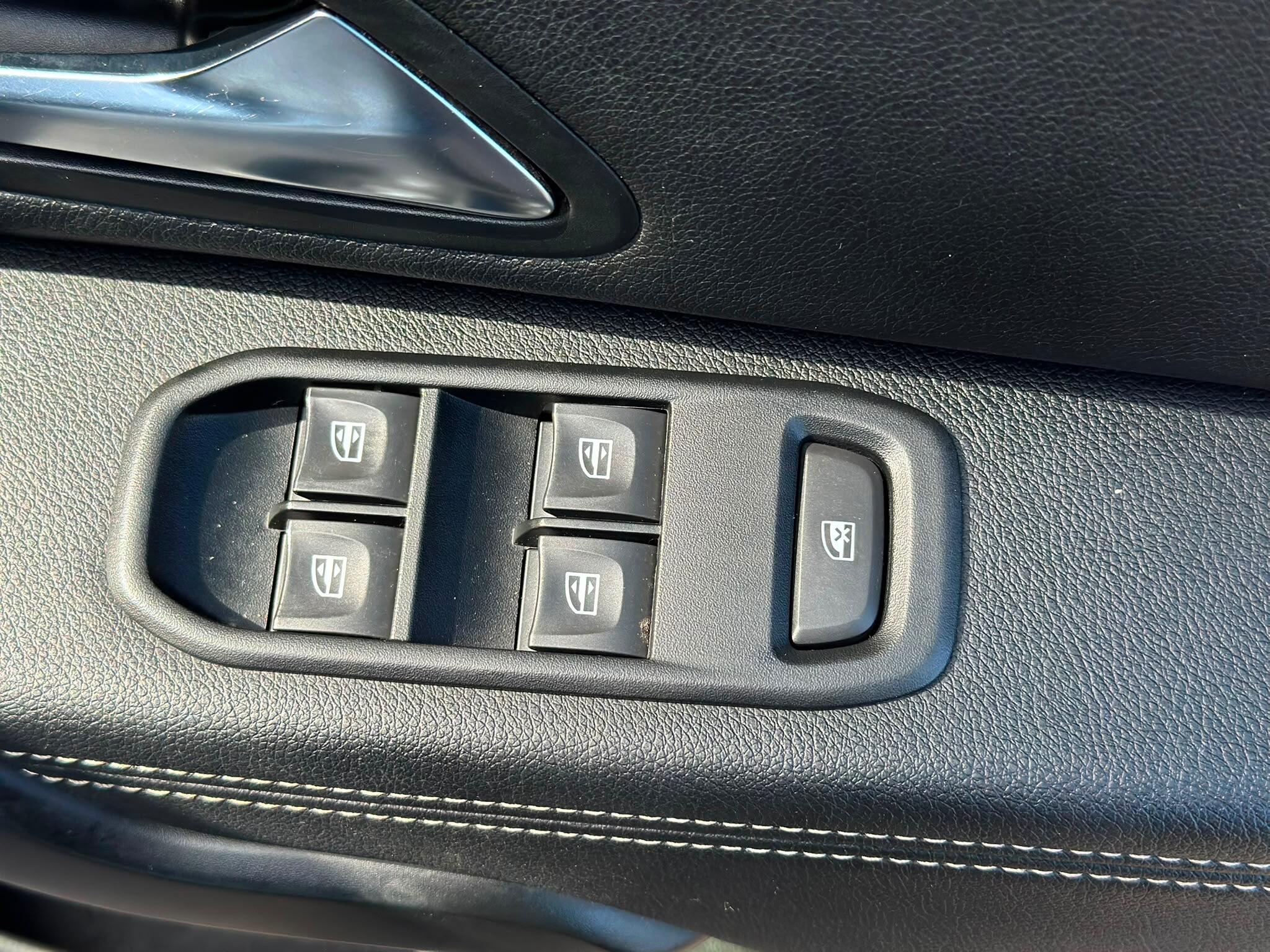 Dacia Duster view 57