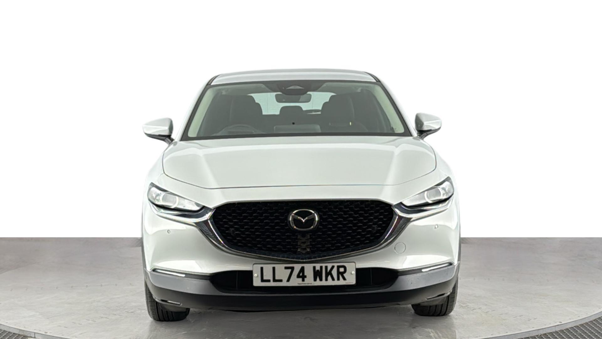 Mazda CX-30 view 8