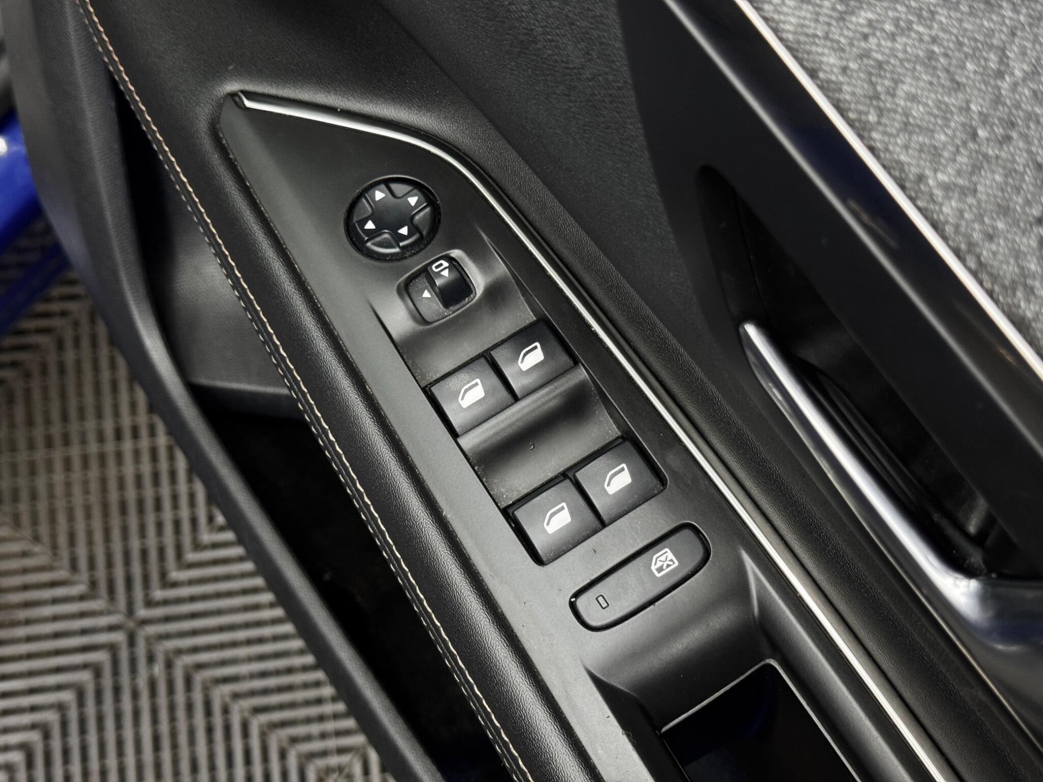 Peugeot 3008 view 42