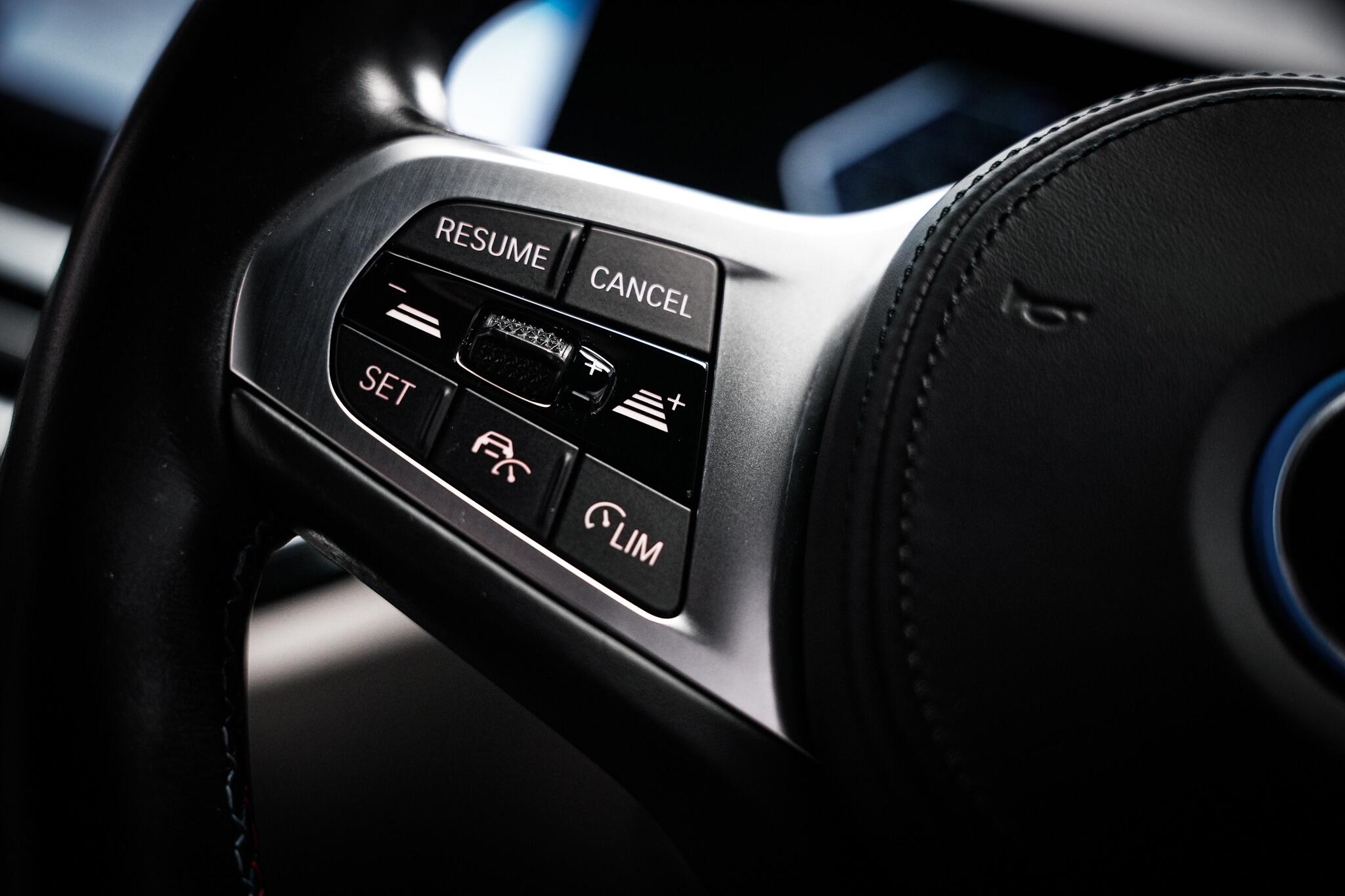 BMW I4 view 45